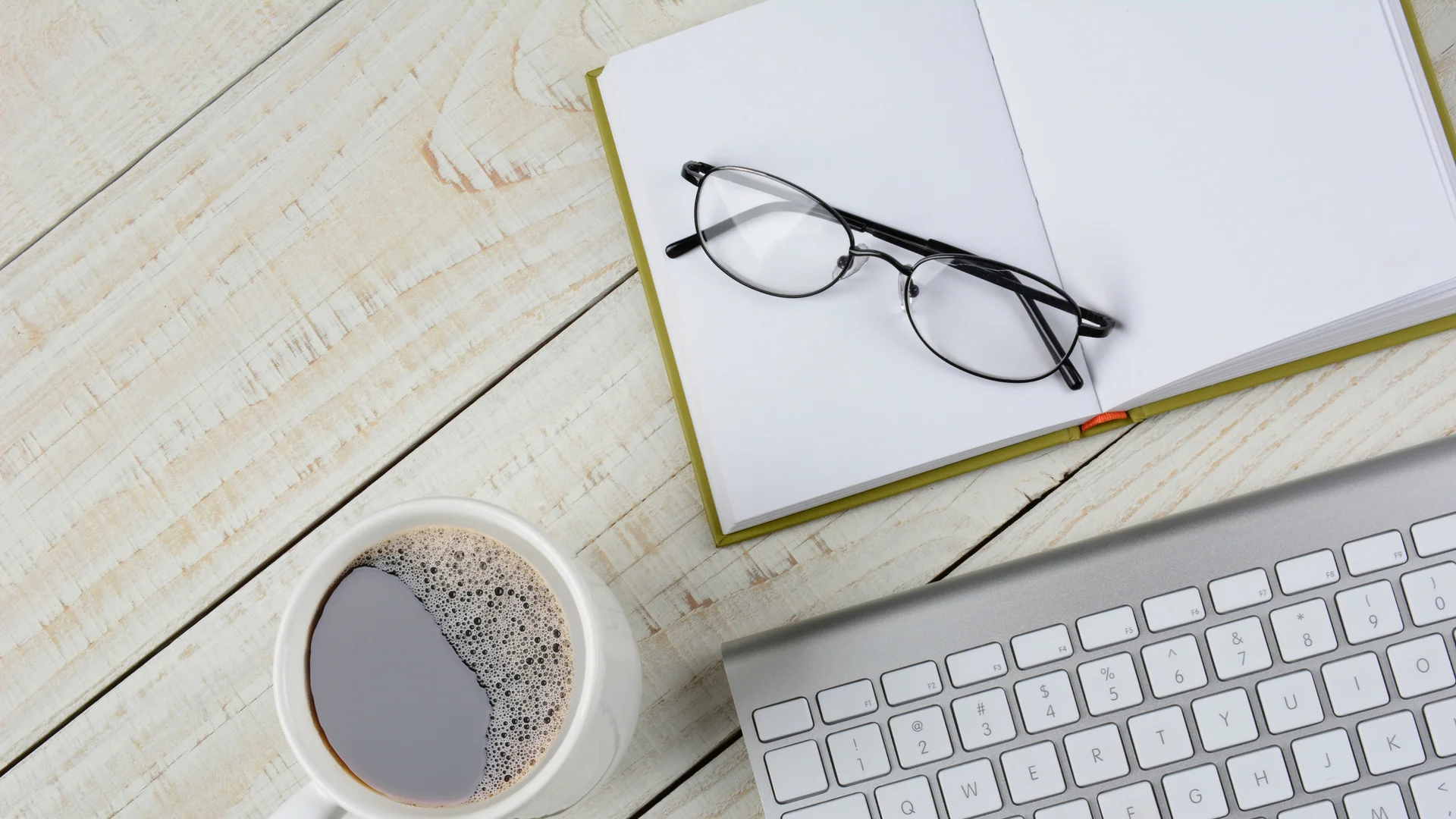 ecogardens-computer-and-coffee.jpg