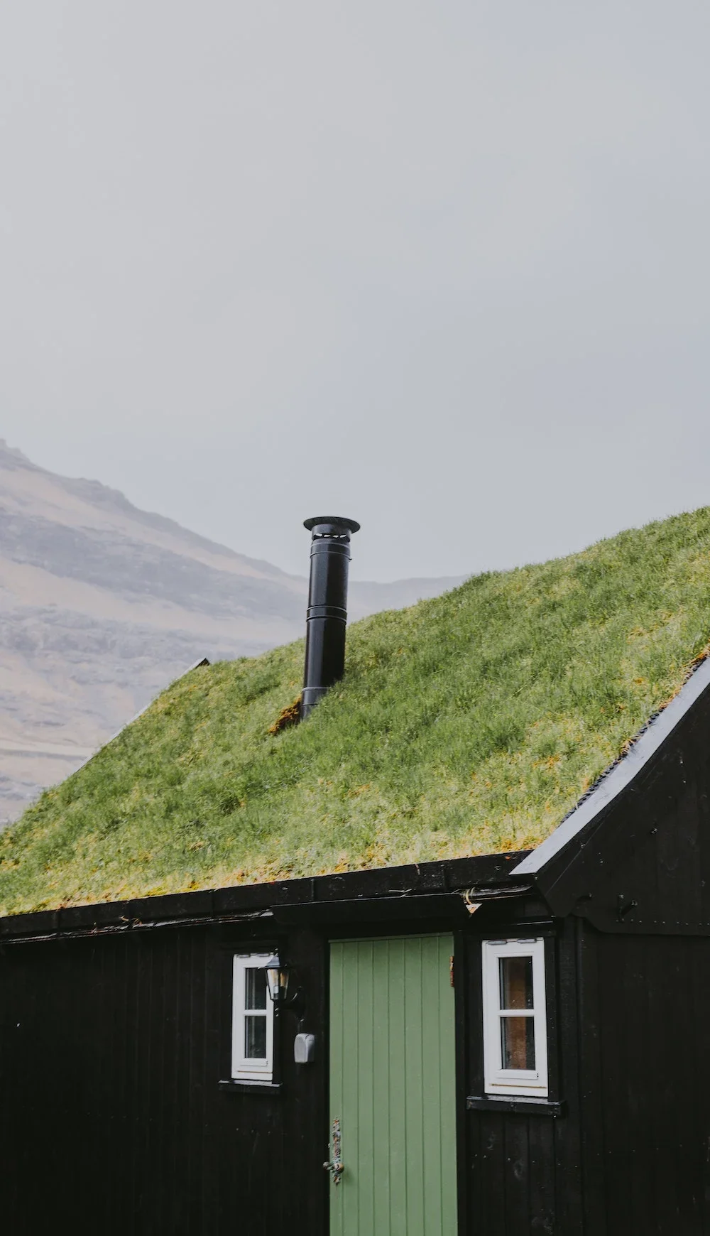 What You Need to Know About Green Roof Weight