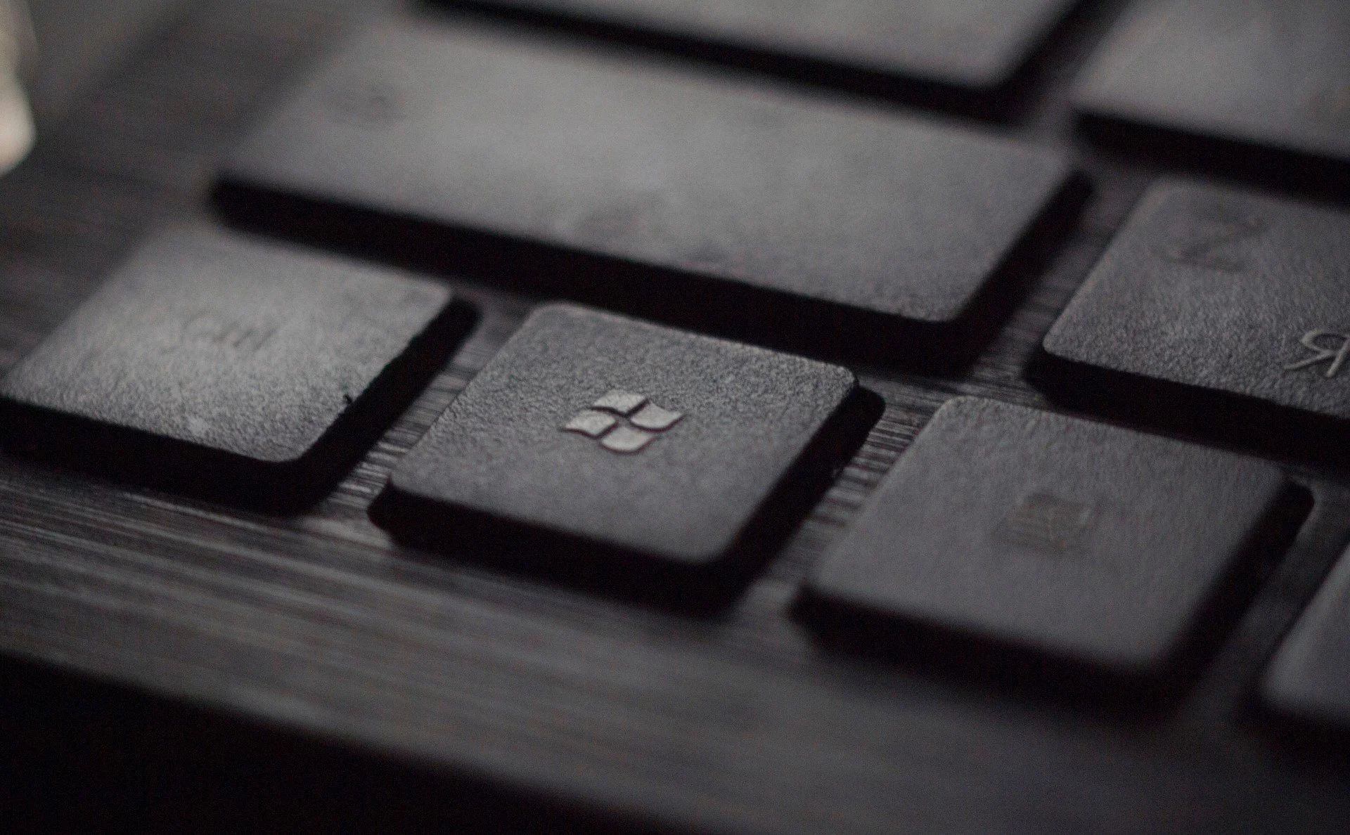 Gates Tackles Sanitation, Energy and Polio in a Netflix Documentary