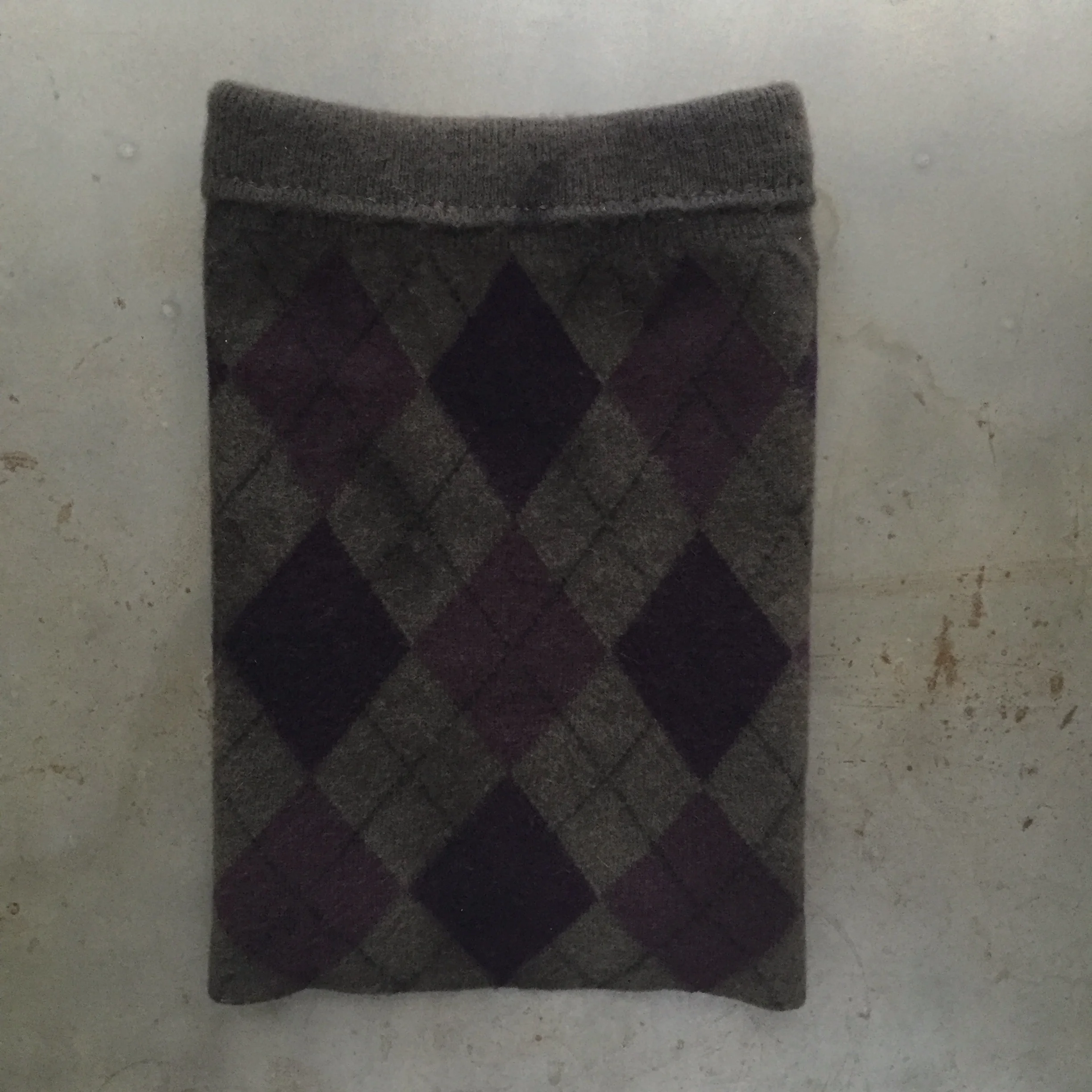 purple-argyle.jpg