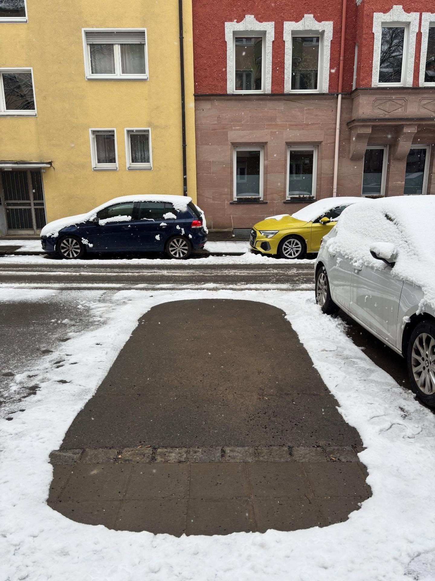 A snowy day in Nuremberg. ❄️🤍