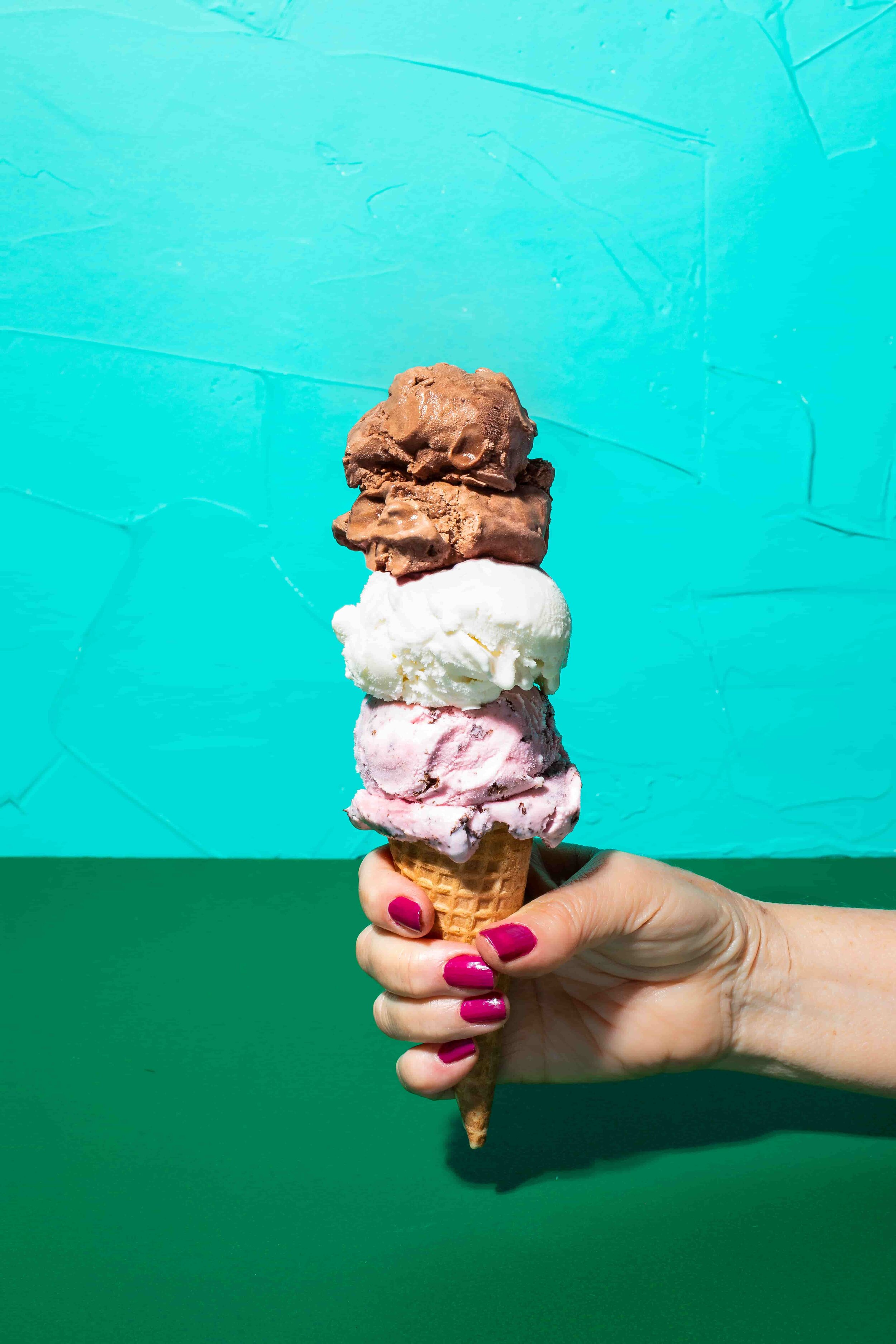 aldens_ice_cream_scoop_cone.jpg