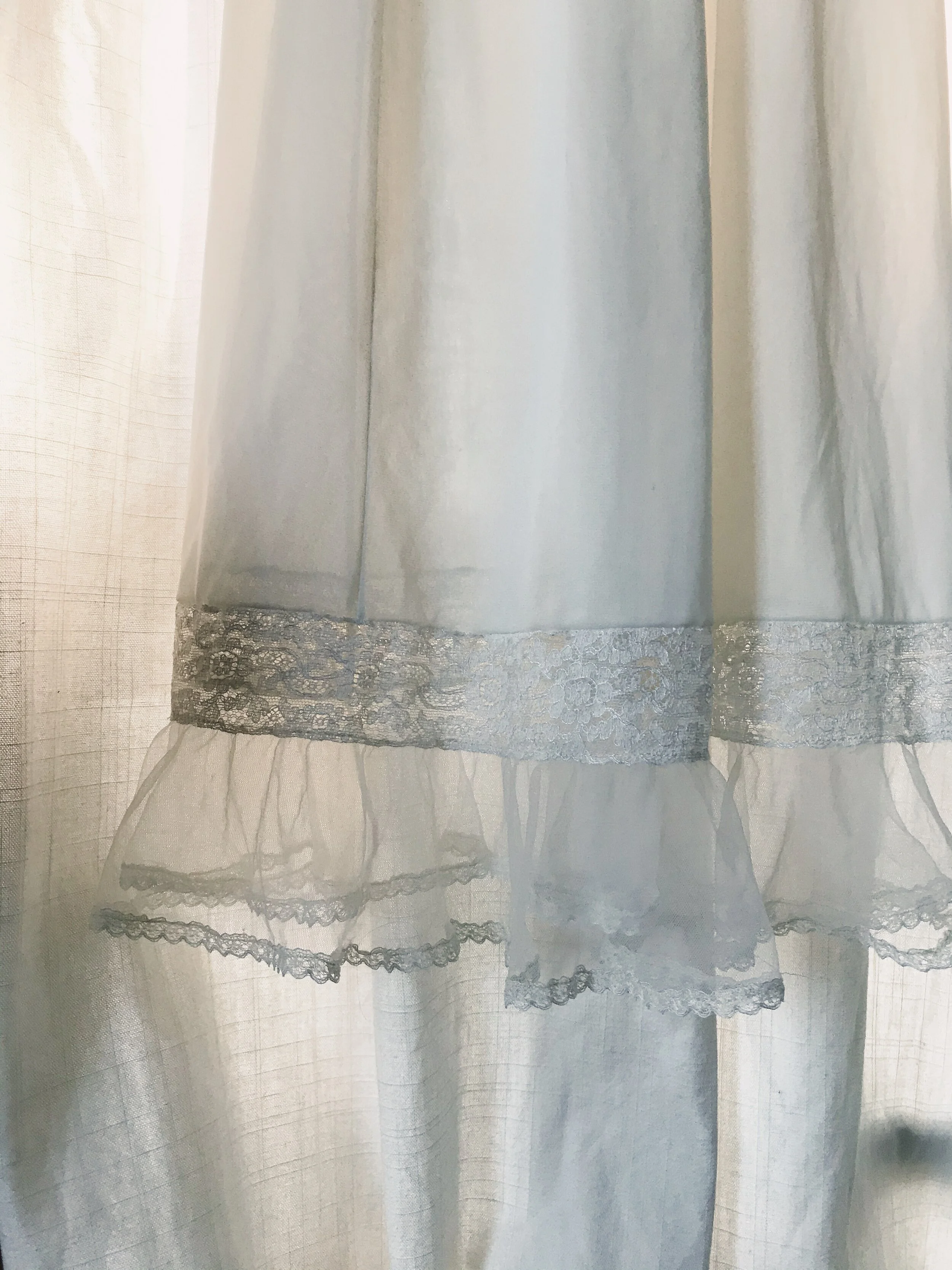 RAYON_NIGHTY_FRILLS.JPG