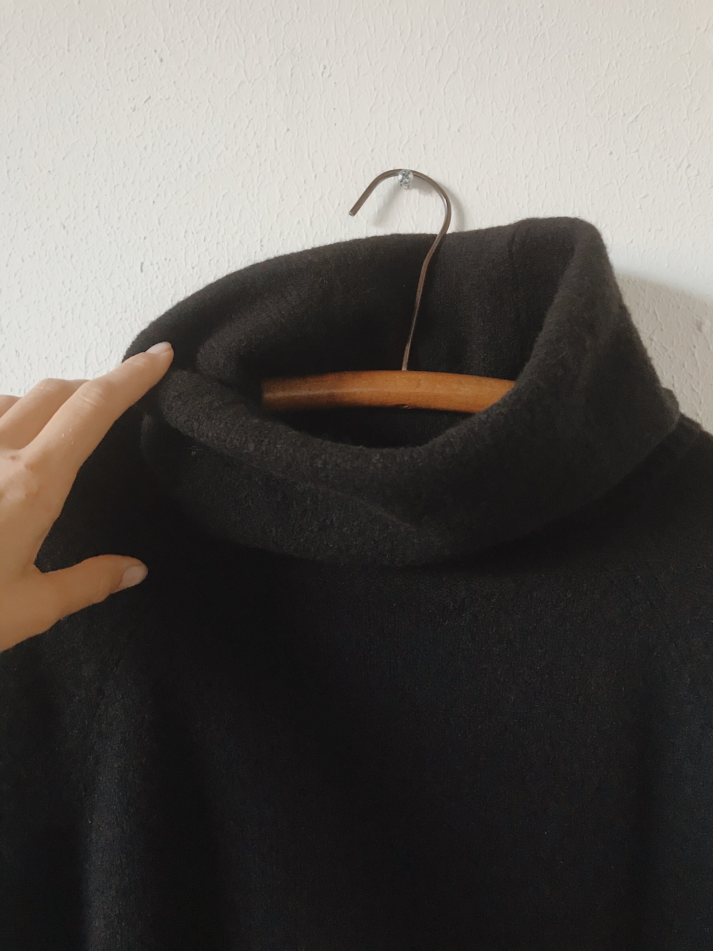 VINTAGE BLACK CASHMERE RAG+BONE LACE DRESS