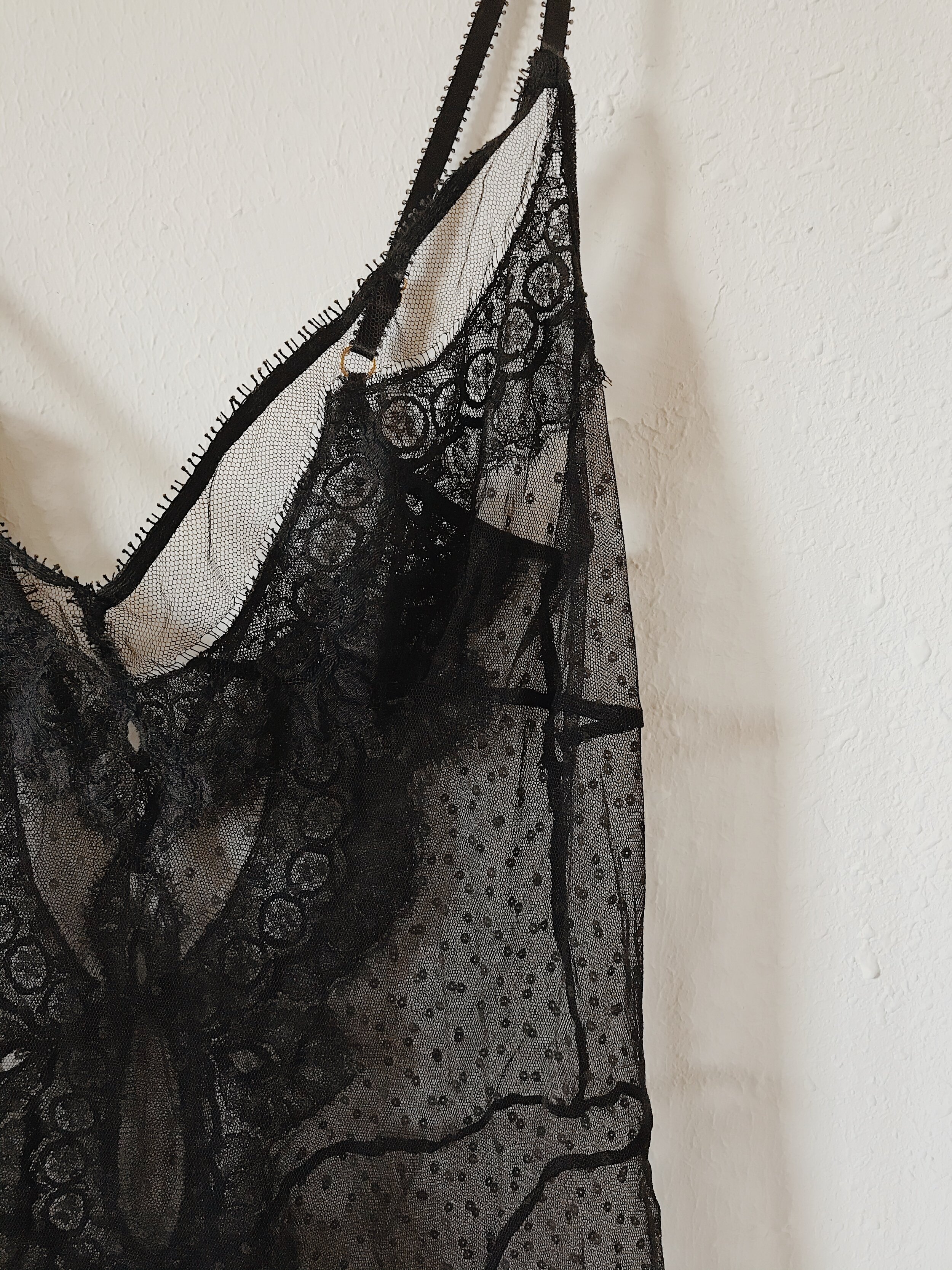 VINTAGE SHEER BLACK LACE SLIP 