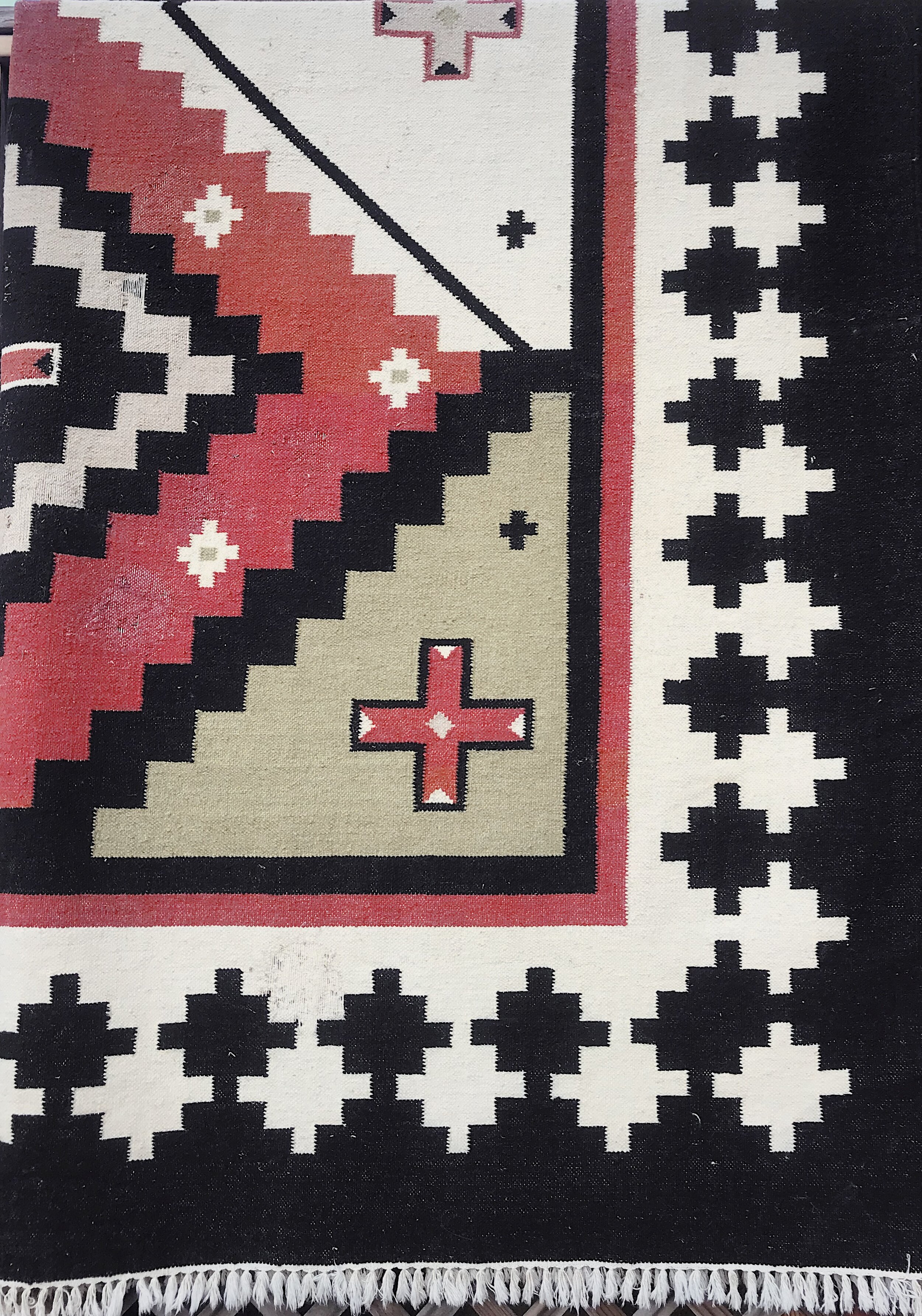 VINTAGE MORROCAN RUG 