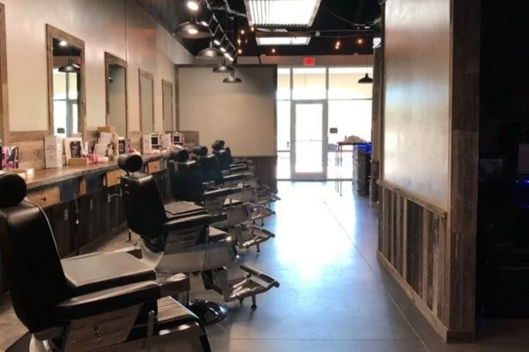 Elephant in the Room Men's Grooming Lounge TulsaGo®