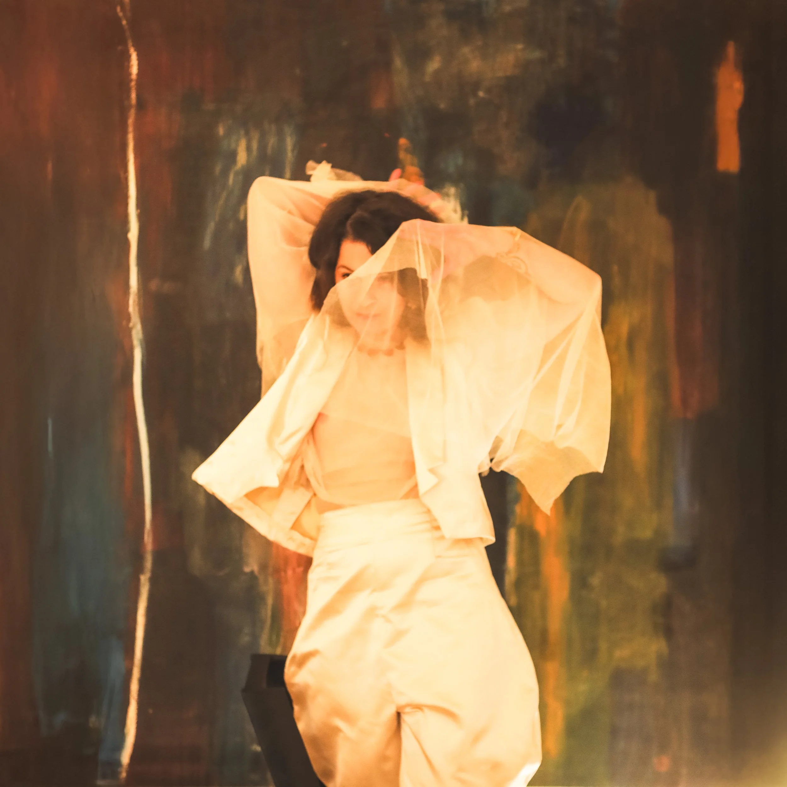 Jesca Hoop // Long Wave Home Tour