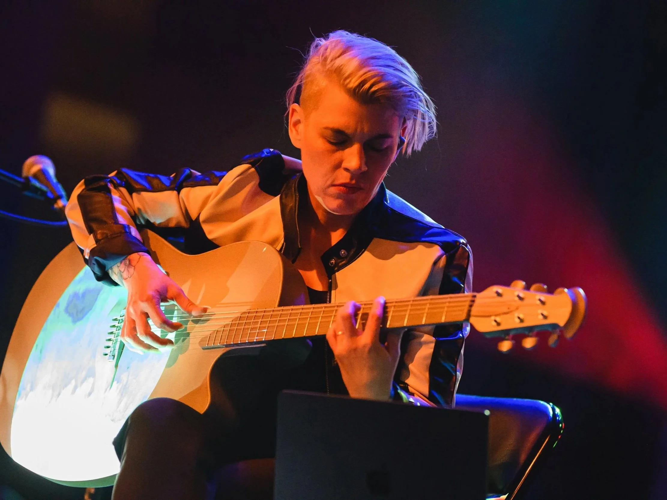 Kaki King