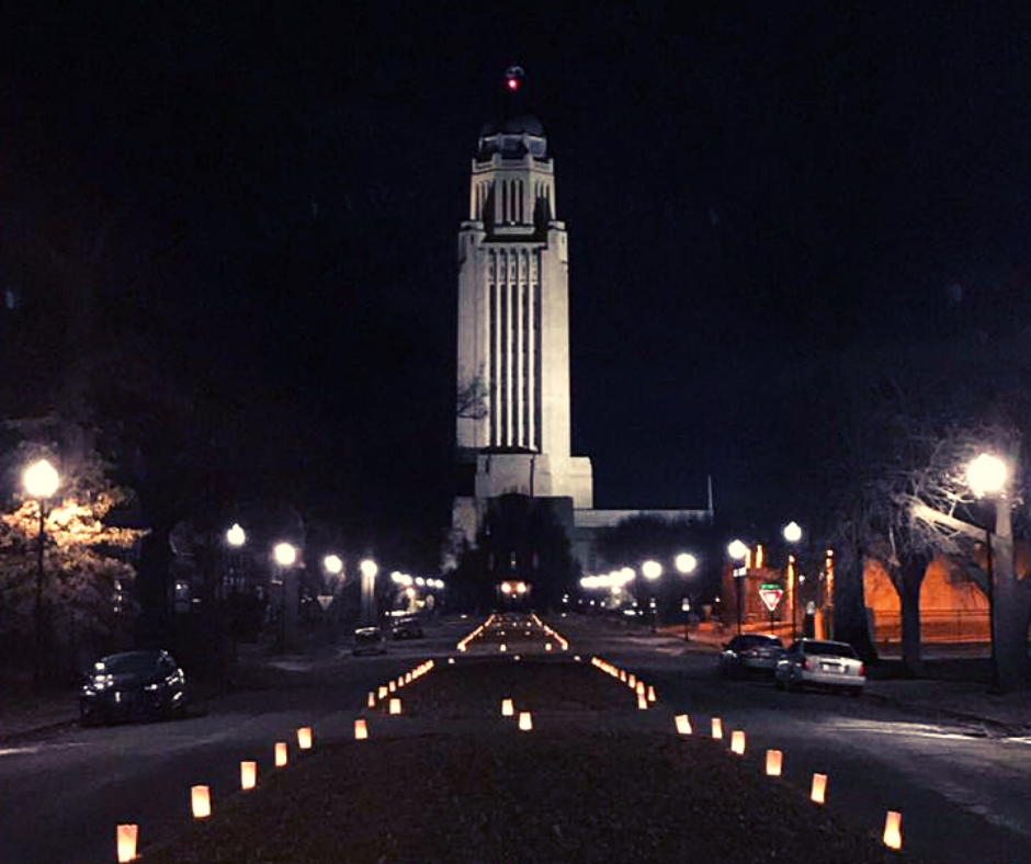 Luminarias on Goodhue Blvd.