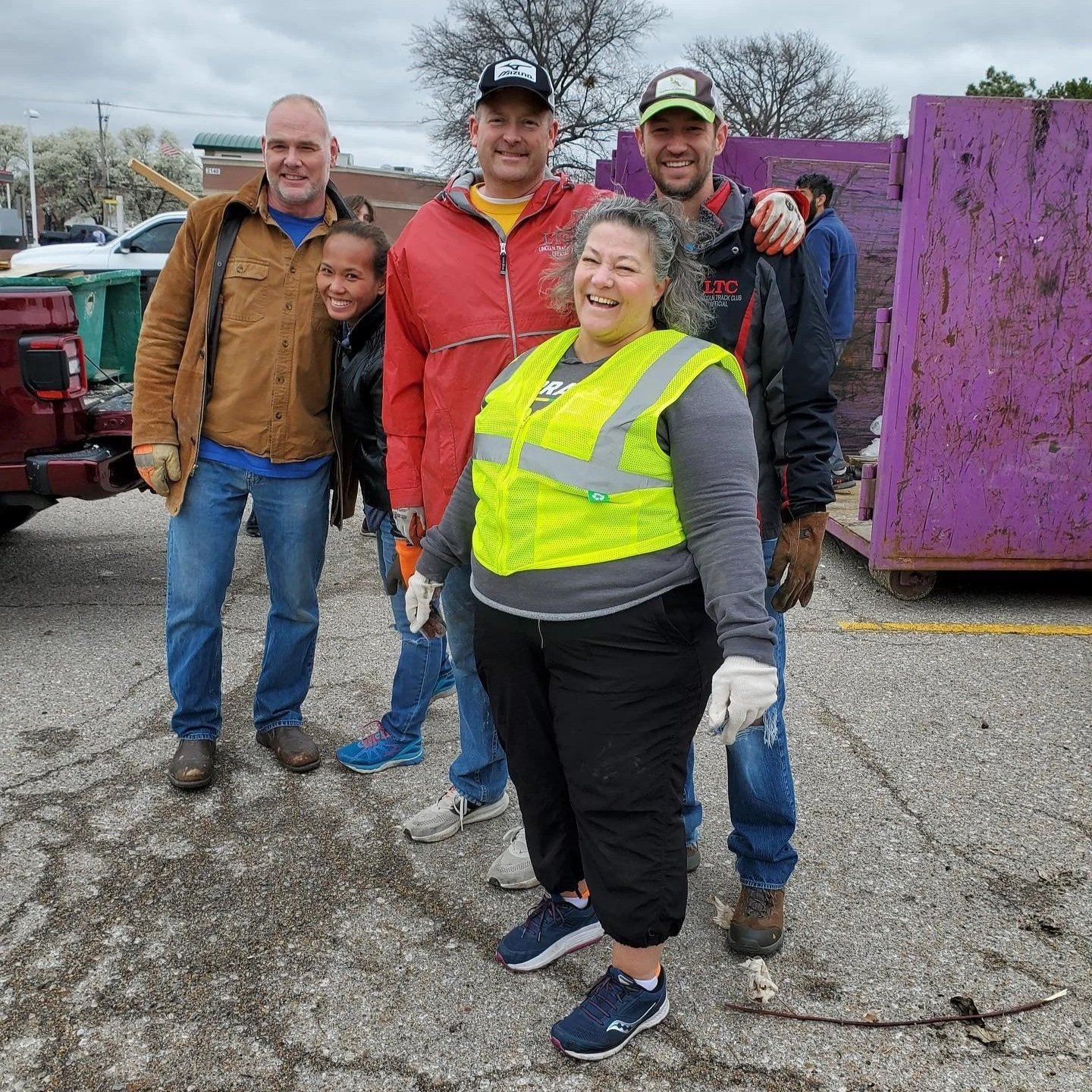 ANNUAL NEIGHBORHOOD CLEANUP