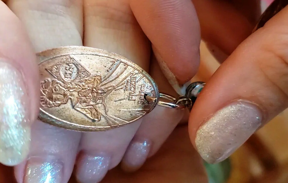 How to Make a Pressed Penny Bracelet - Video and Tutorial