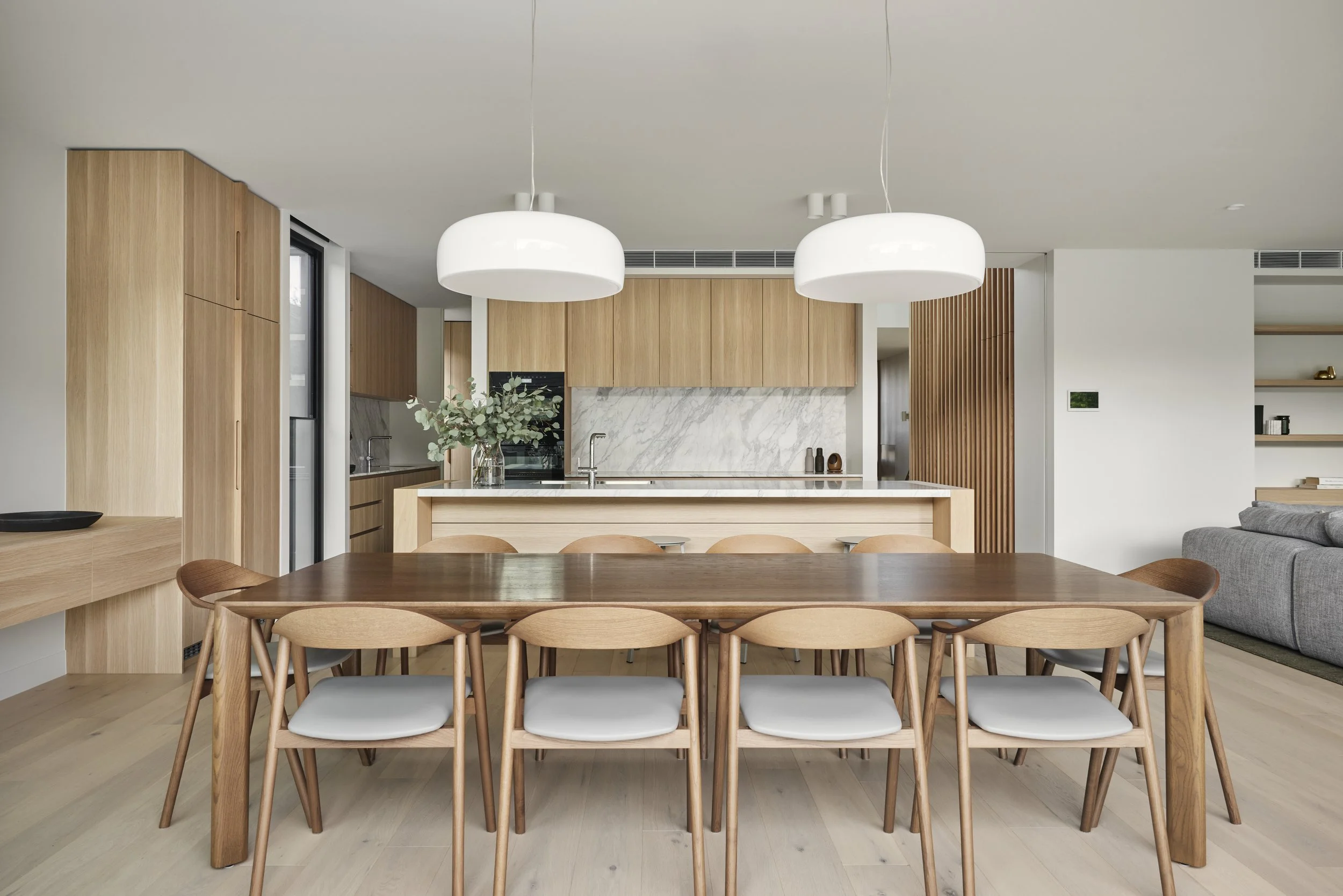 3. SavvyHomes Sutton Kitchen & Dining.jpg