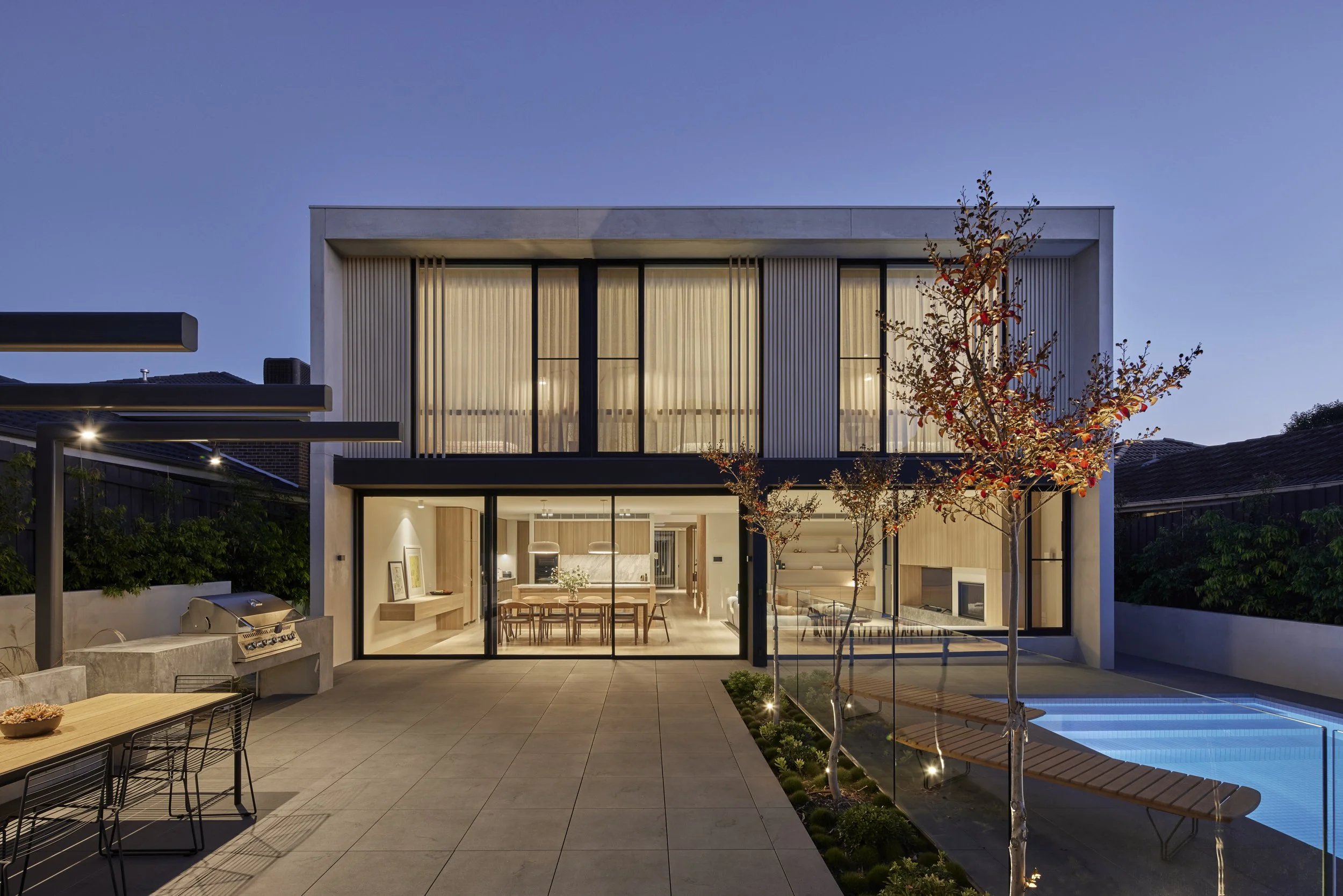 8. SavvyHomes Sutton Pool & Patio.jpg