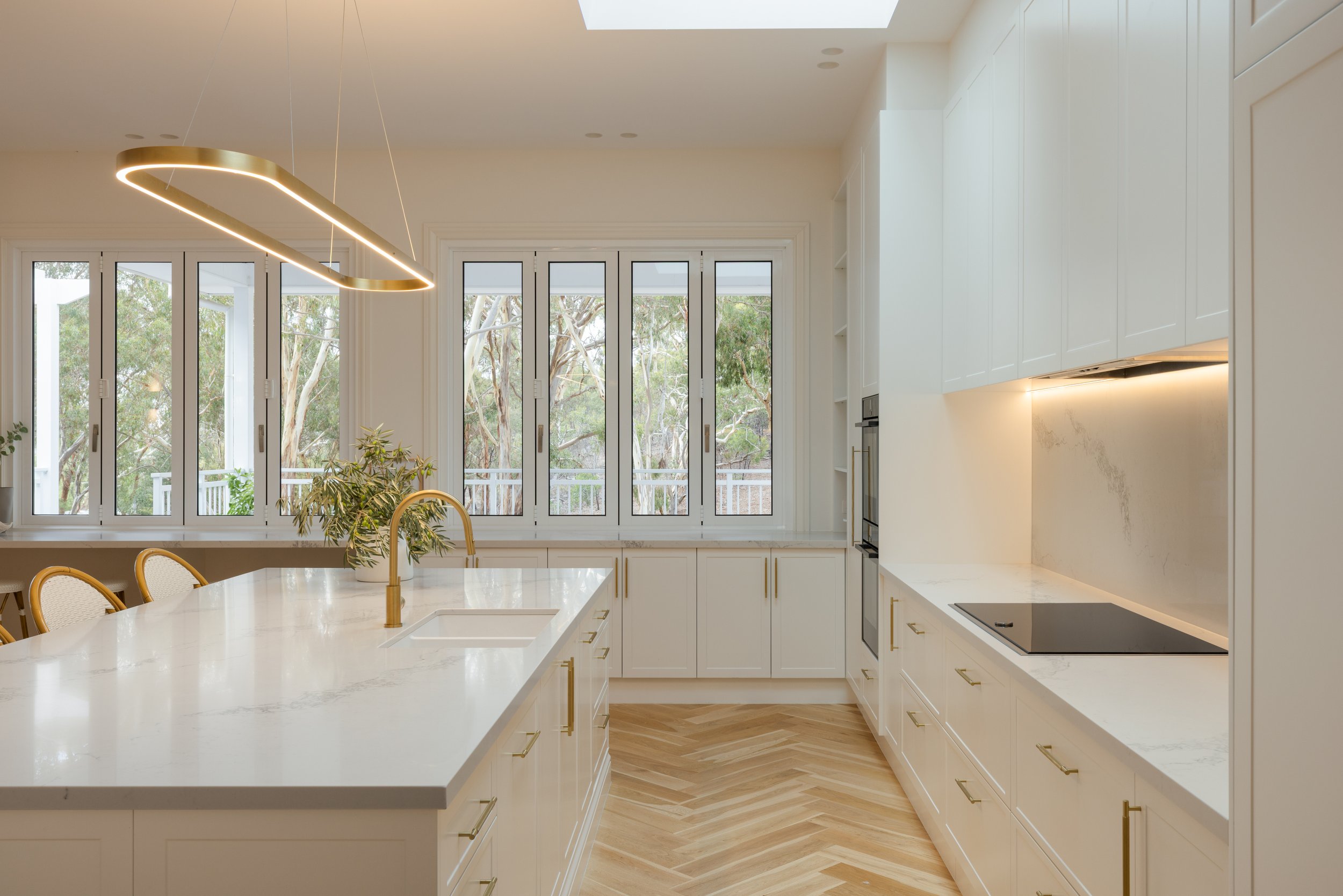 Savvy Homes - Spavin Kitchen & Island.jpg