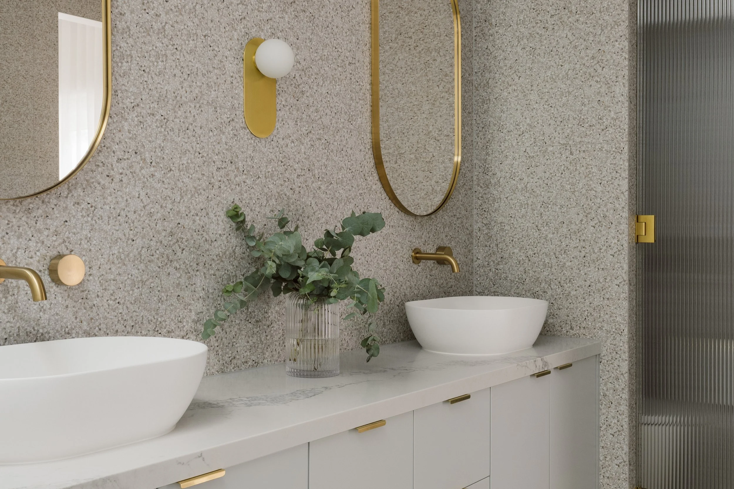 Savvy Homes - Spavin Ensuite Vanity & Toilet.jpg