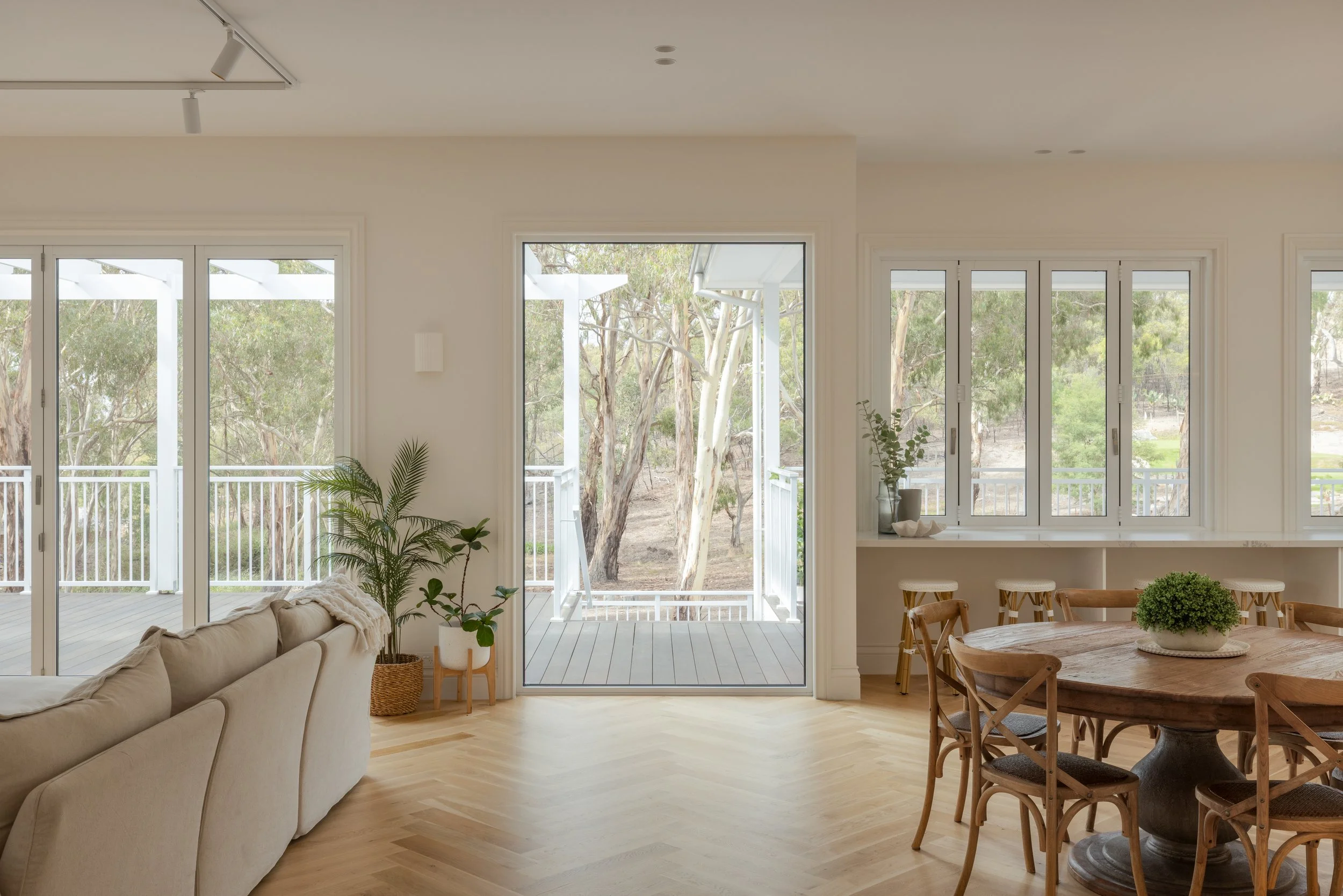 Savvy Homes - Spavin Lounge & Dining.jpg