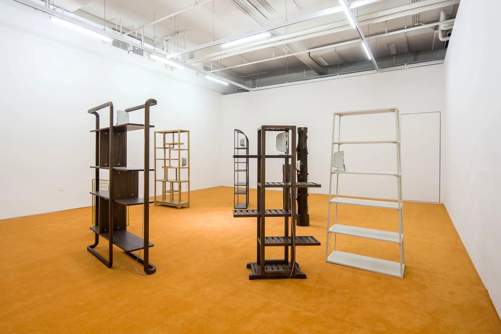 Samson Young_Bookshelf Music_installation view@HAM_2018_3.jpg