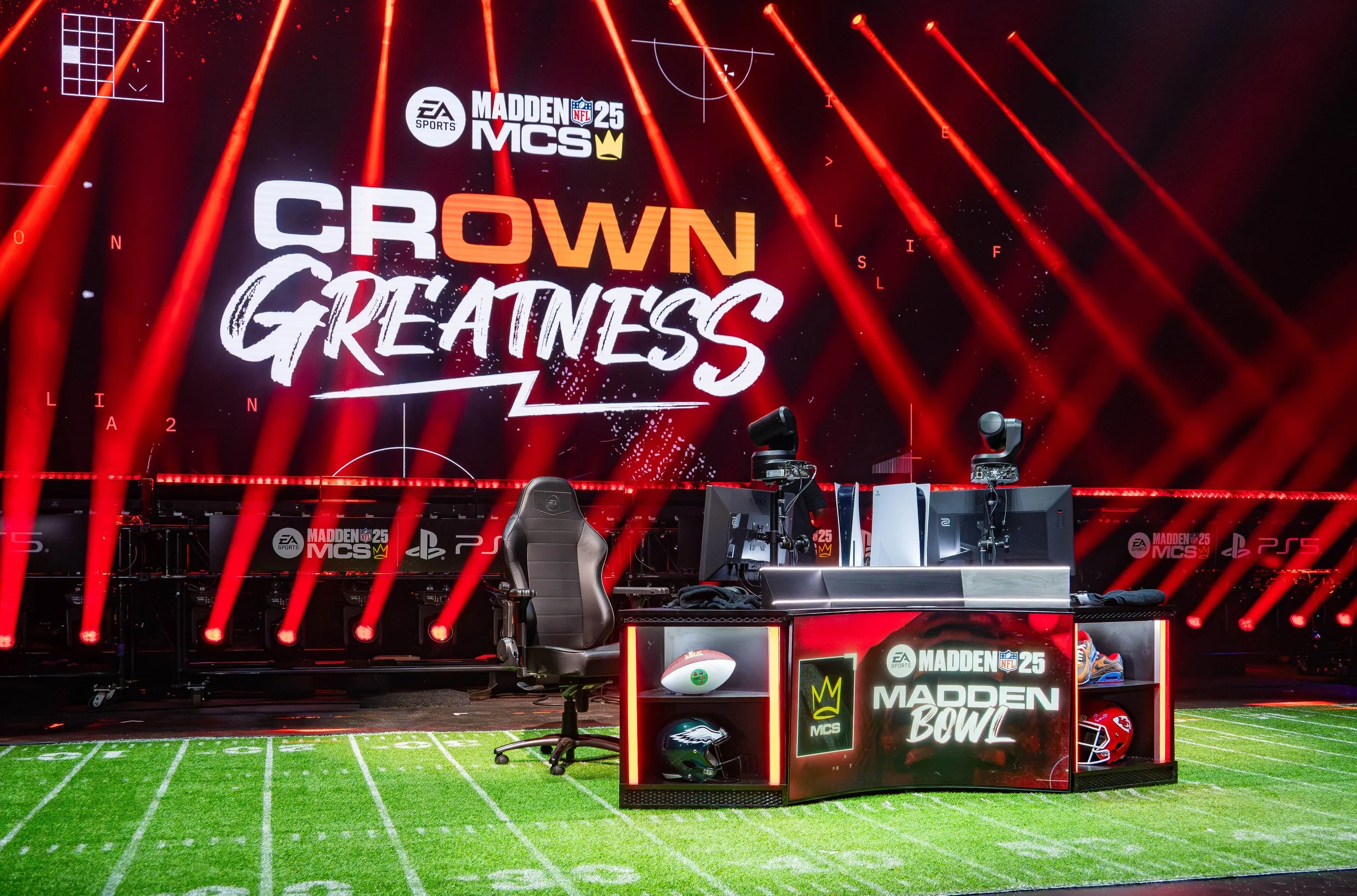 250207maddenbowl_0079-Enhanced-NR.jpg
