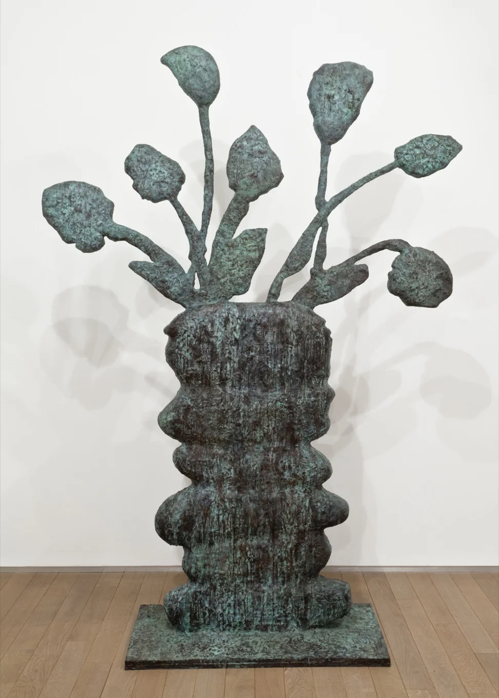  Donald Baechler   Clay Pot Flowers   2011  bronze  95 x 71 x 5.5 in / 241 x 180 x 14 cm  Edition of 8 + 2 APs 