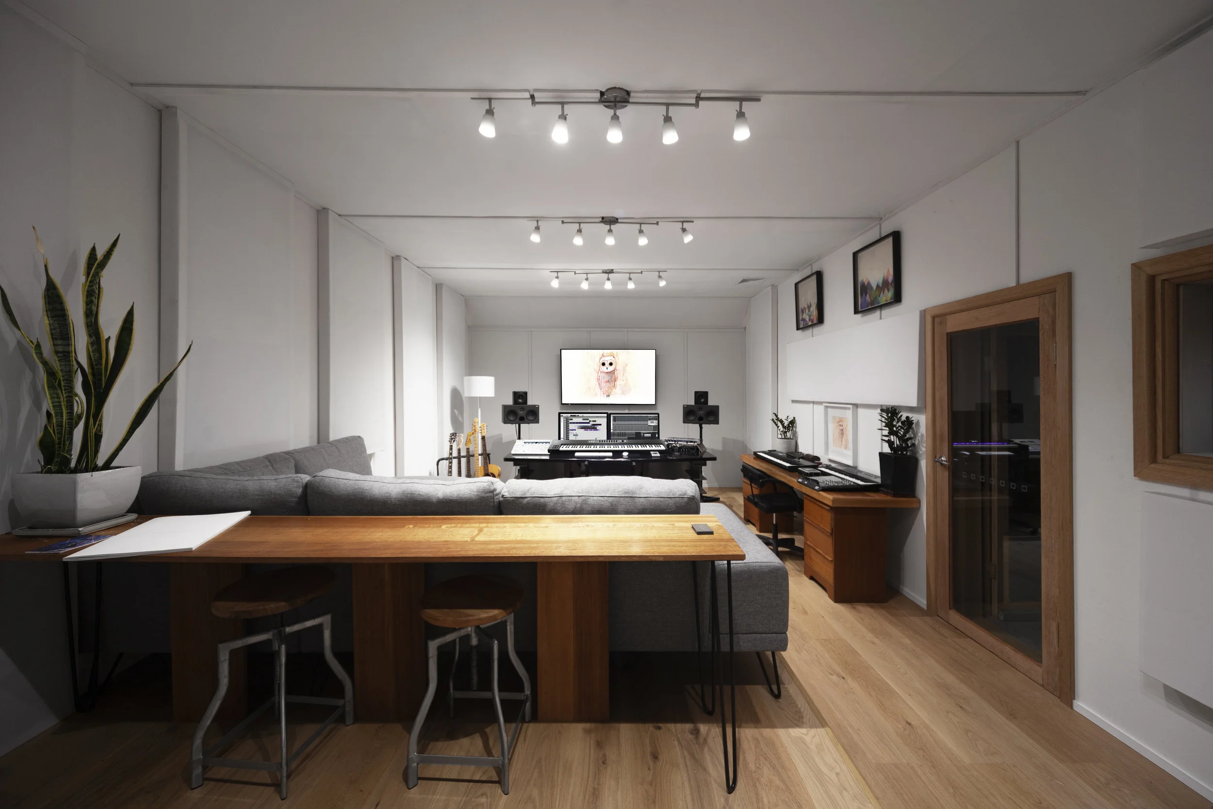 Studio 1.jpg