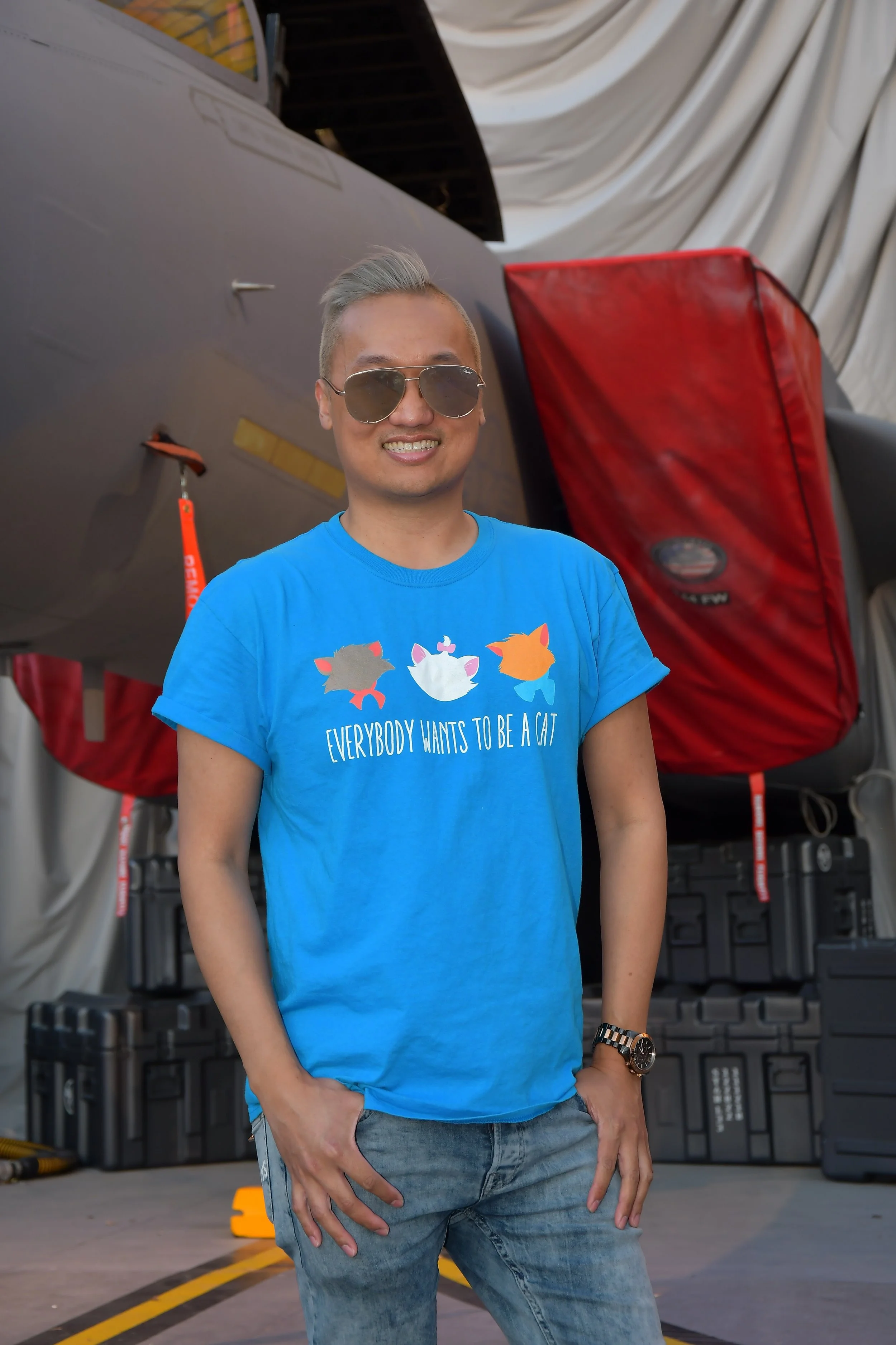 Diamond online clothing owner