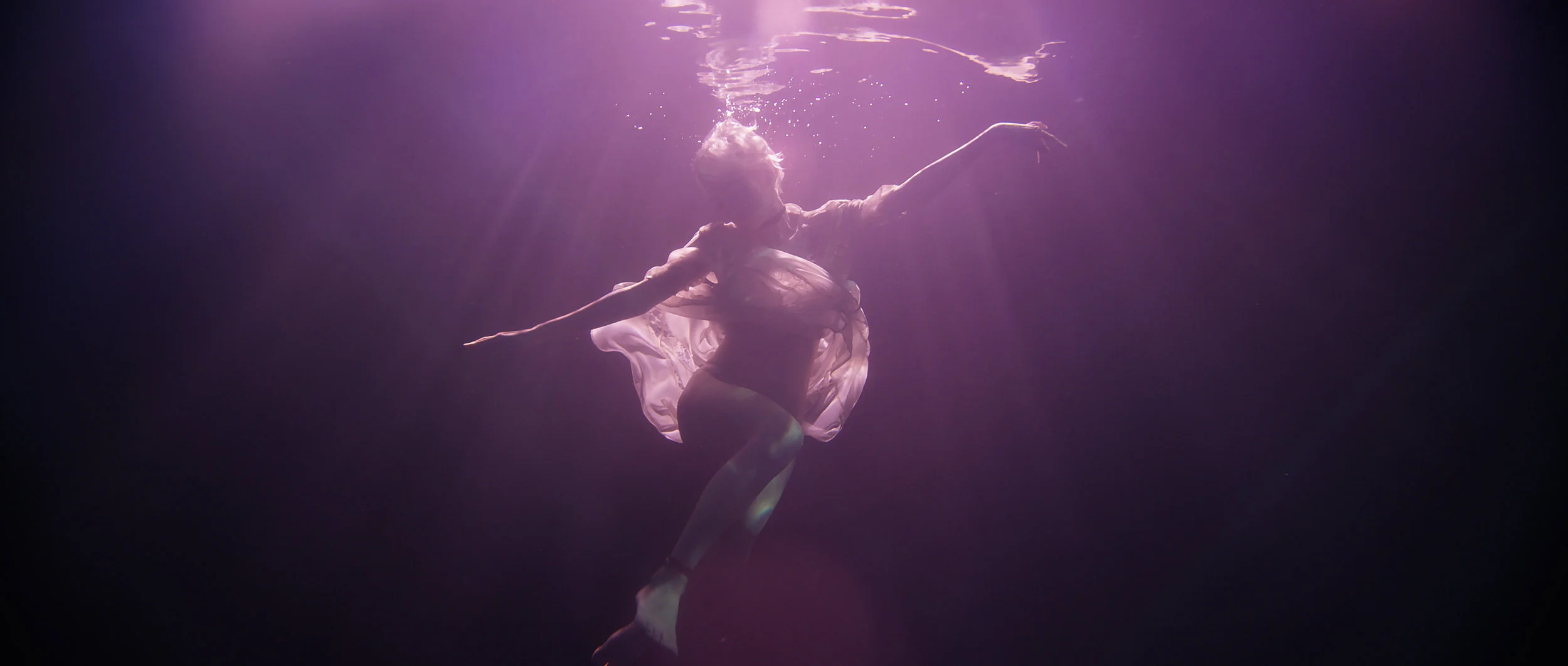 FILMSTILLS-WIDE79b.jpg