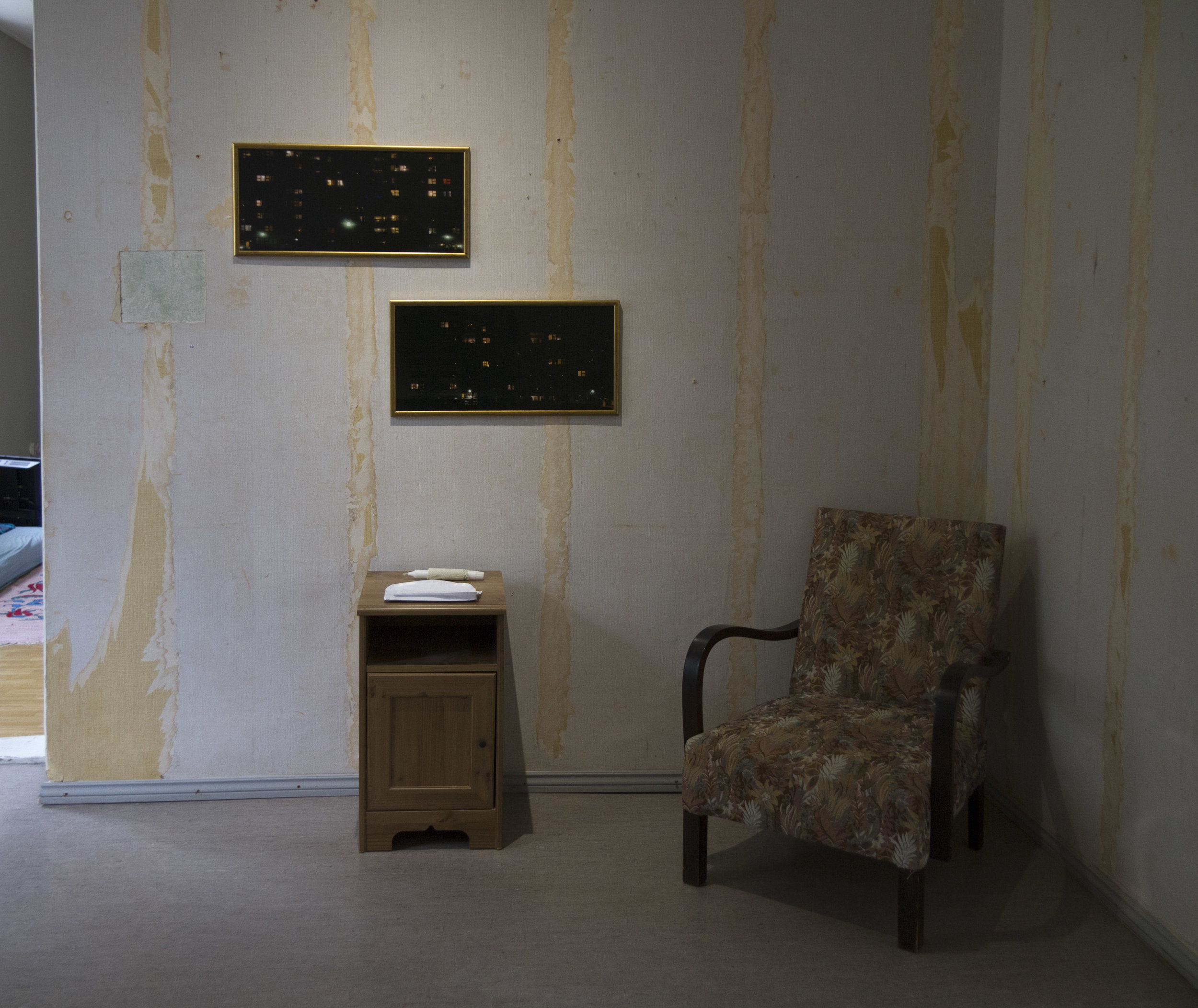  Installation view: Heikki Heinonen:  Loistava talo  (2014) 