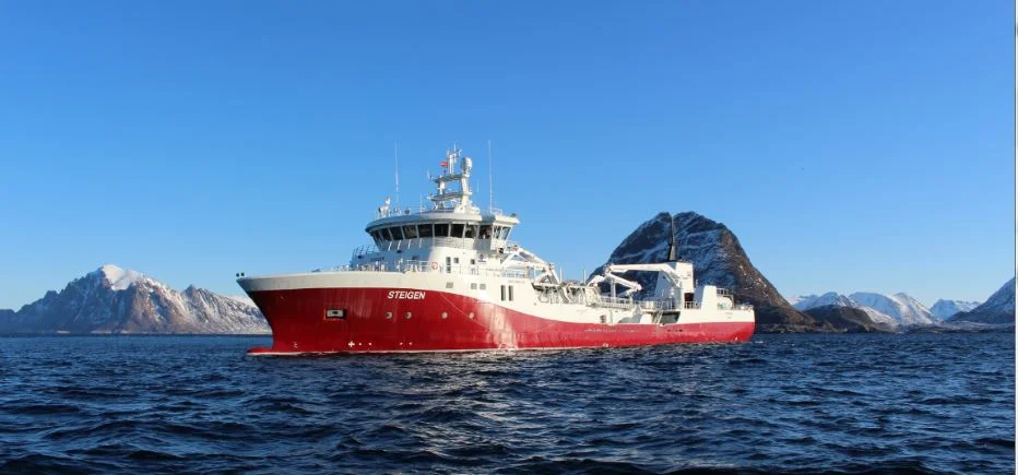 2018_07_Havyard_brønnbåt.jpg