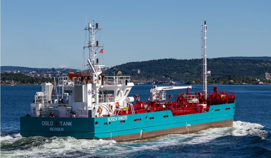 2019 06 Oslo Tank.jpg