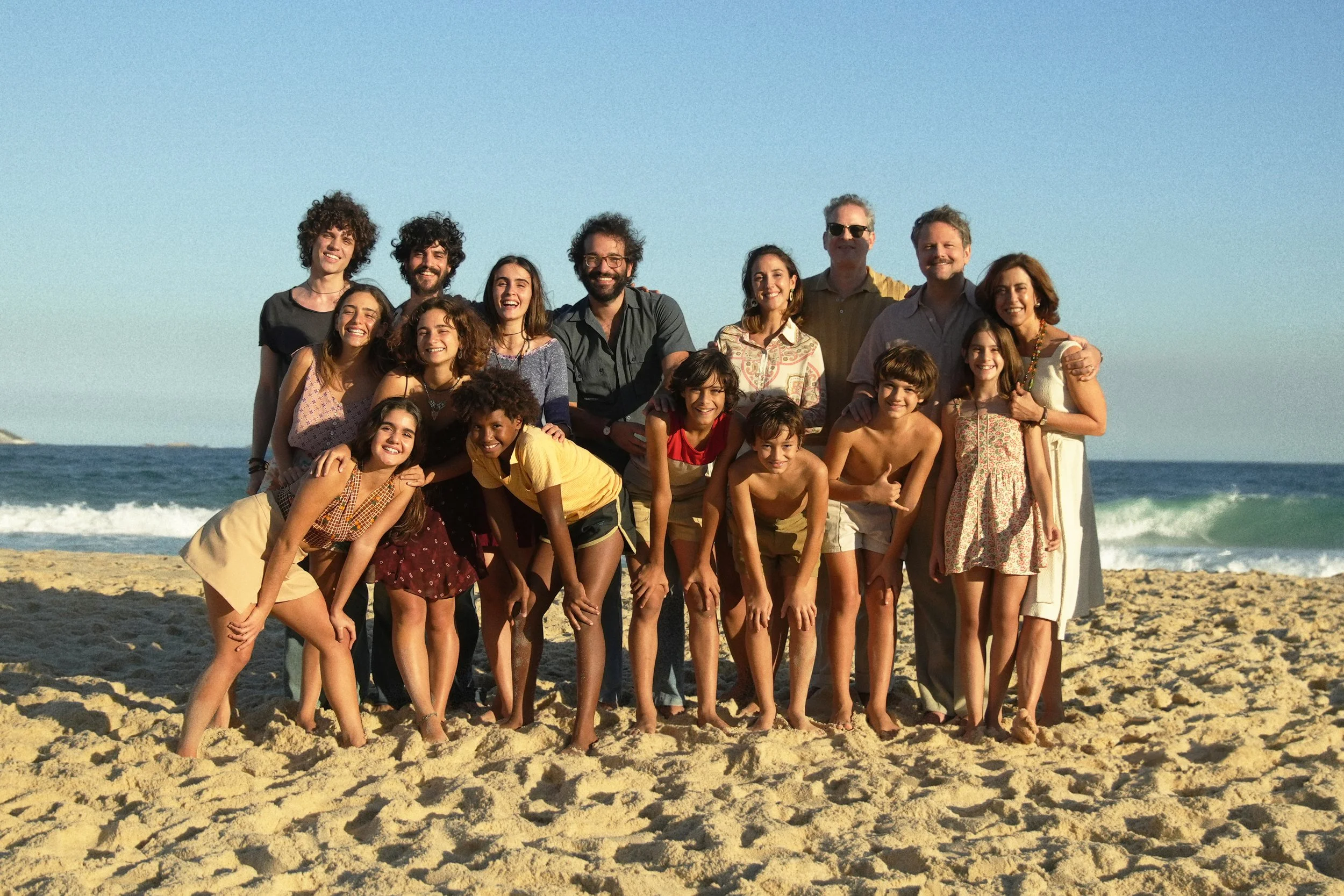 AEA FAMILIA AMIGOS NEW_AlileOnawale.jpeg