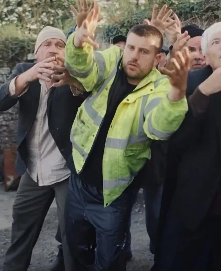 Farmers by Freddie Leyden is now publicly available after doing the film festival circuit. 
A beautiful, poetic and atmospheric short film and a radical portrayal of rural Irish farmers. 
It is a must watch - link in bio. 
@freddie_leyden
