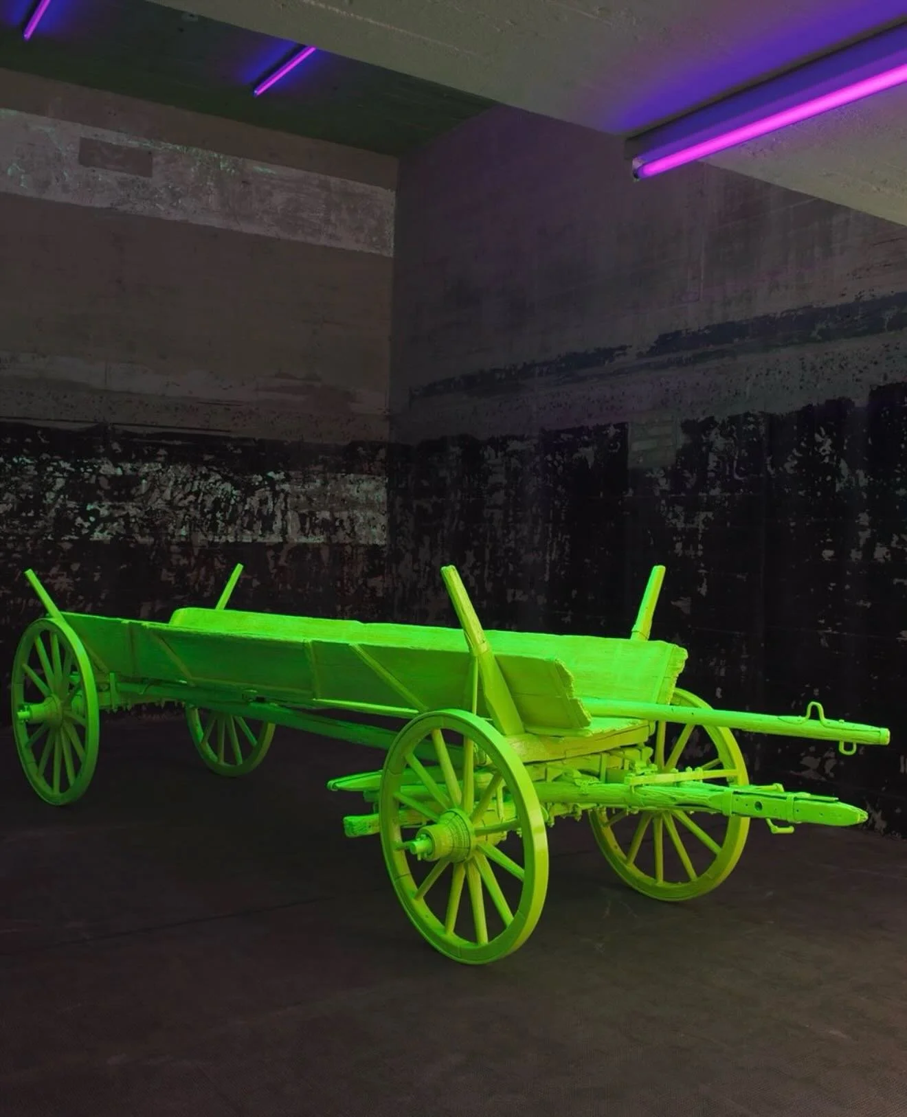 @anselm_reyle 
Hay Wagon
Found Object, neon lacquer