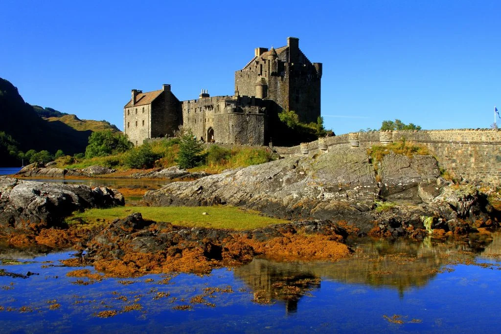 castle-3134013_1920-1024x683.jpg