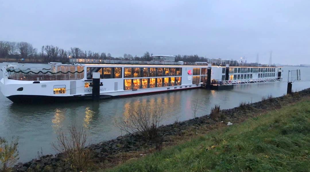 2018-12-06+17.24.44.jpg