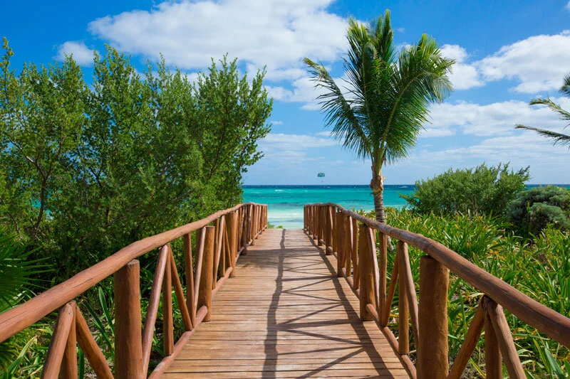 Momcation-Walkway-to-beach.jpg