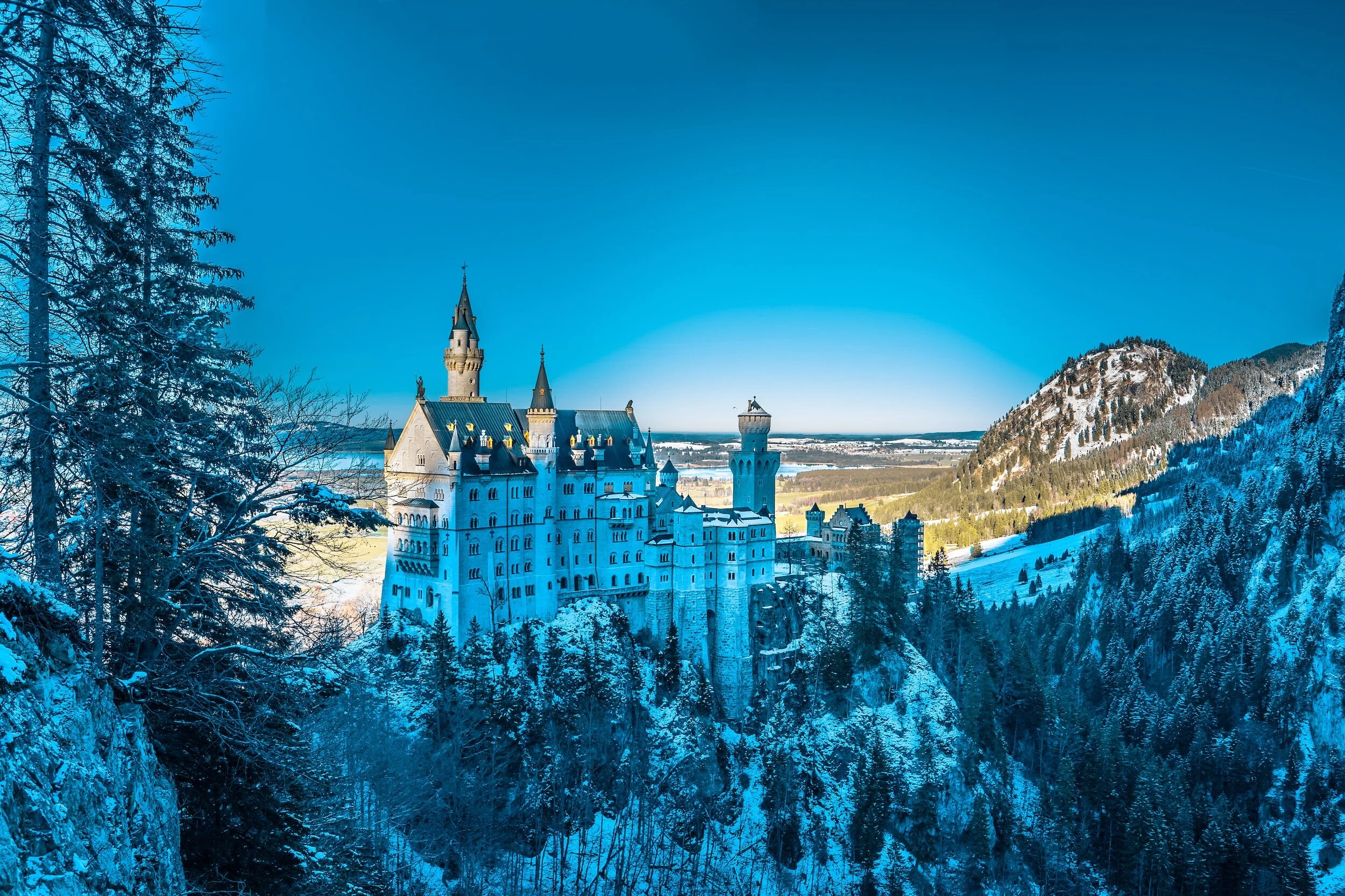 Neuschwanstein and Oberammergau Delights
