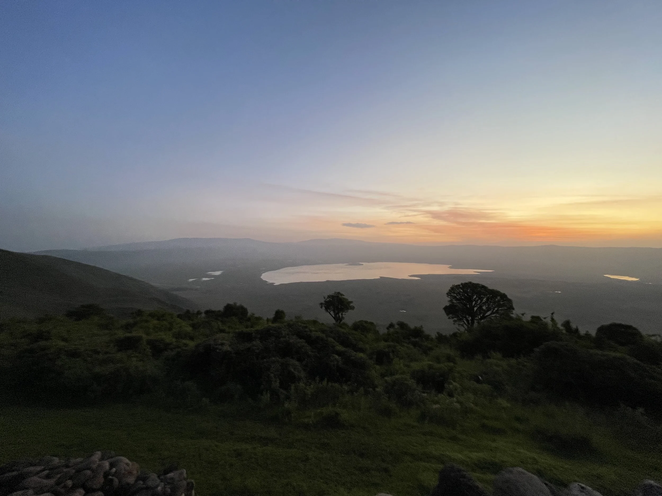 africa-at-sunrise-what-the-wild-teaches-you-about-wonder-2023-02-16 06.33.21.jpg