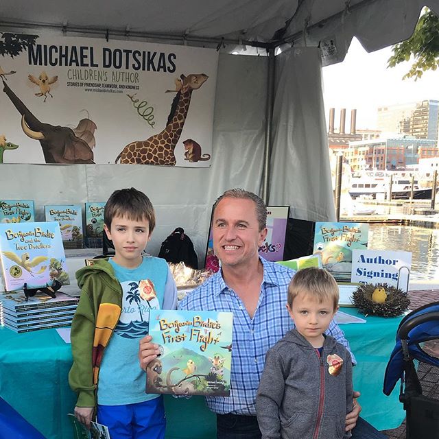 Just a few of the many great fans we were lucky to meet this weekend @bmorebookfest