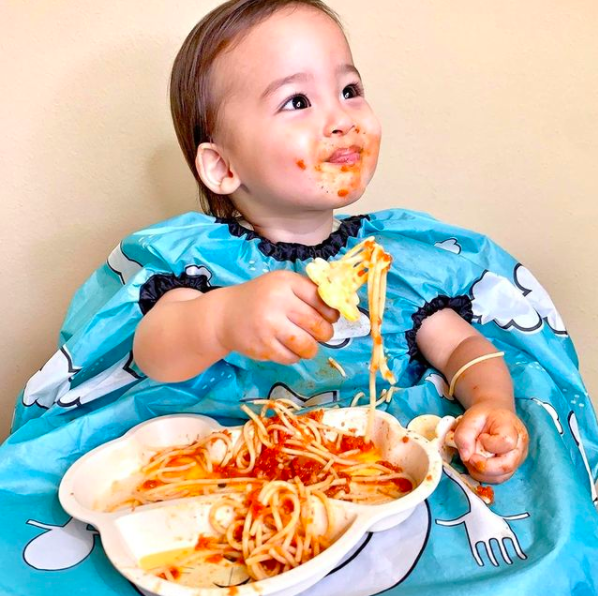 best bibs for baby led weaning