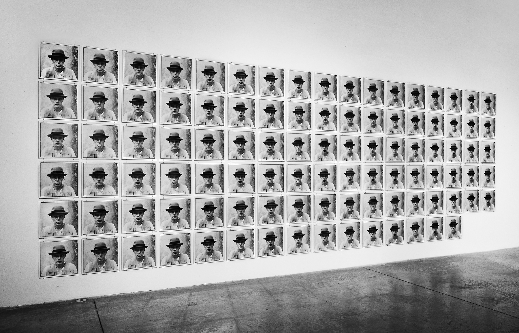 Joseph Beuys, 100 Frontal Views