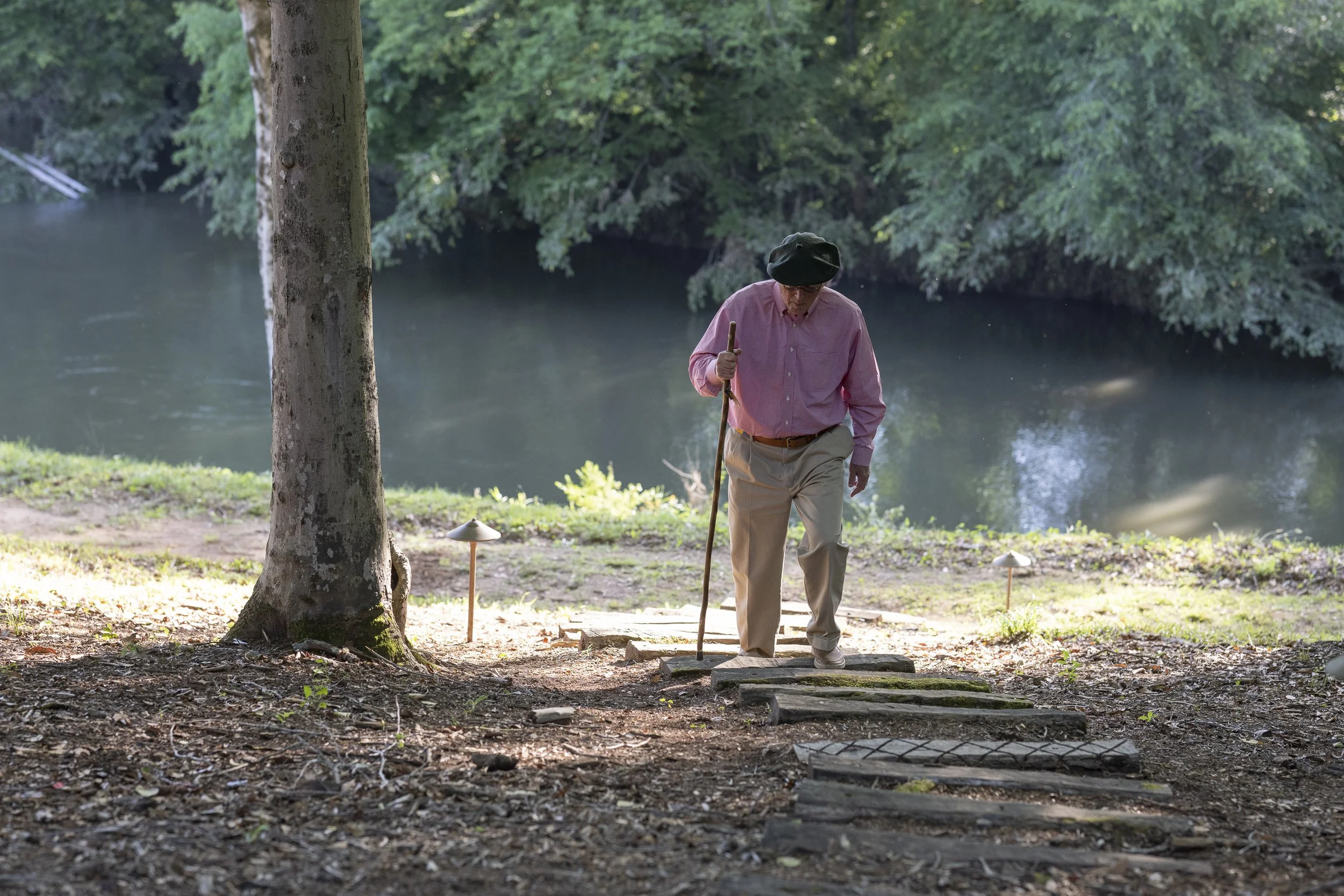 Bent River  6_4_22bw9_2638.JPG