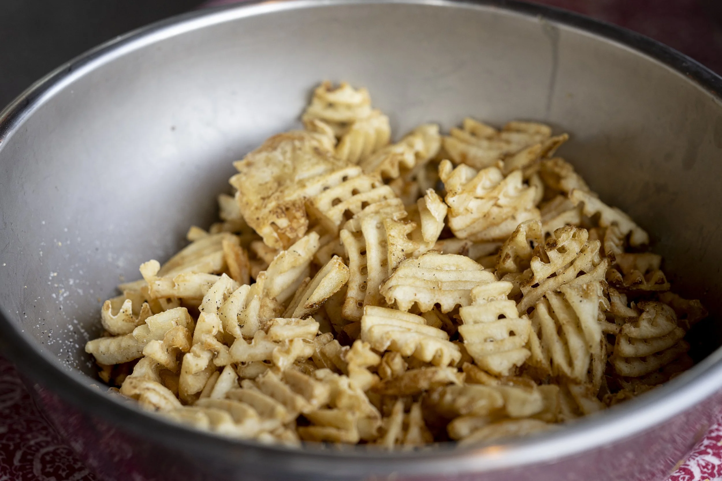 Bent River  6_4_22bw9_2765.JPG