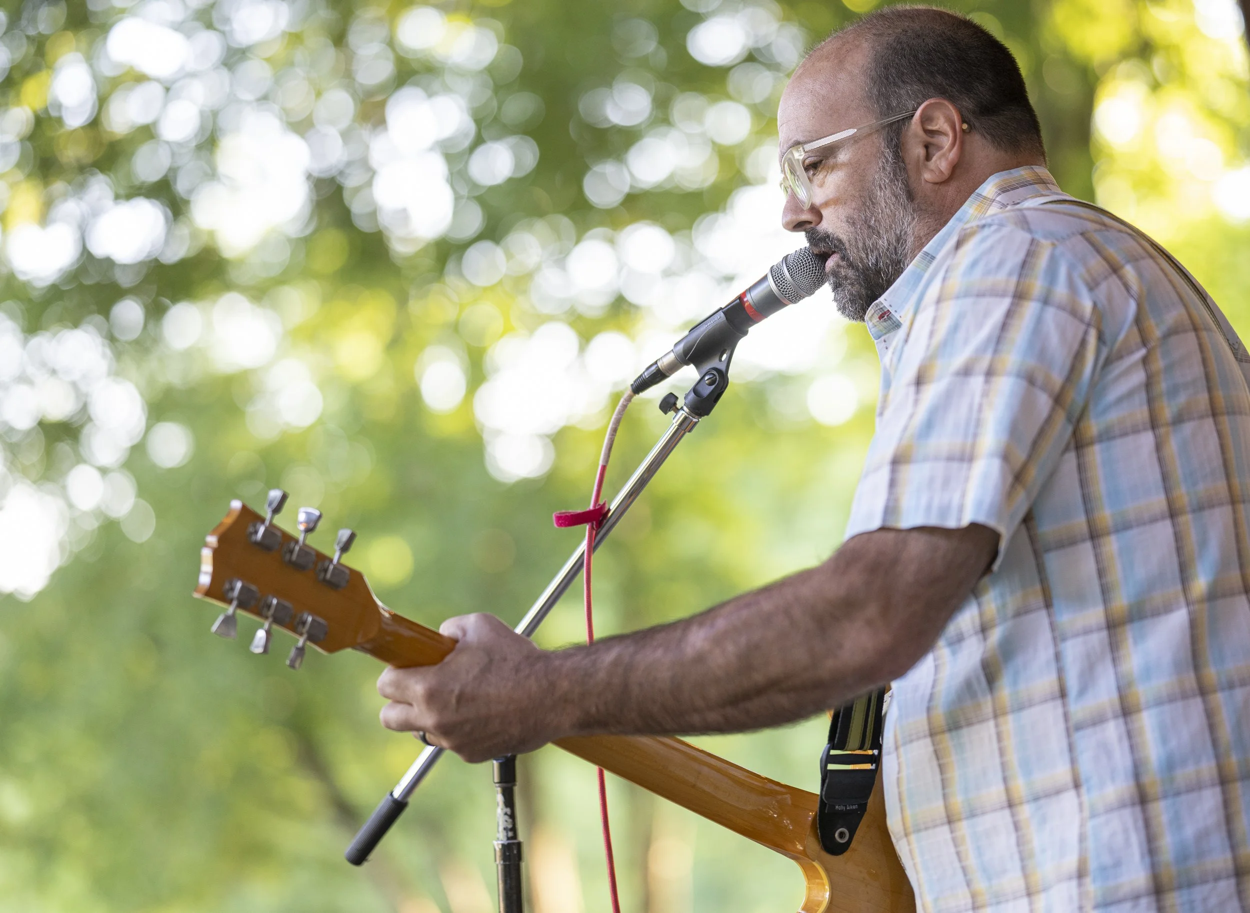 Bent River  6_4_22bw9_3050.JPG