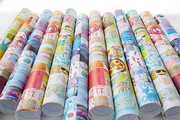 WrappingPaper_3-4_Detail-min.jpg