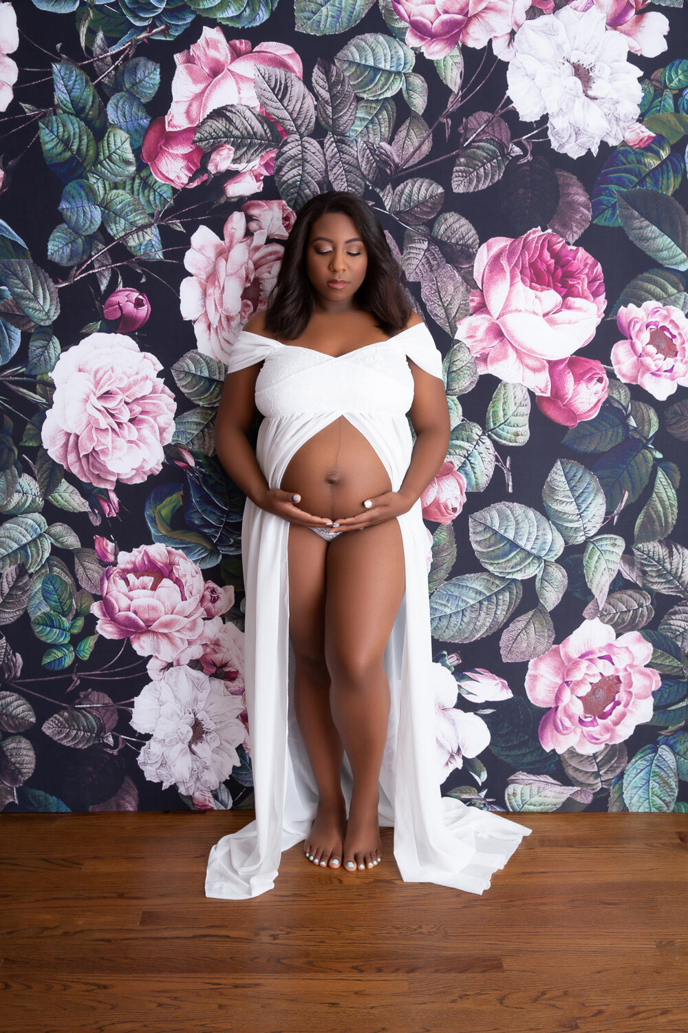 maternity pregnancy boudoir robe chicago suburbs illinois african american woman-1.jpg