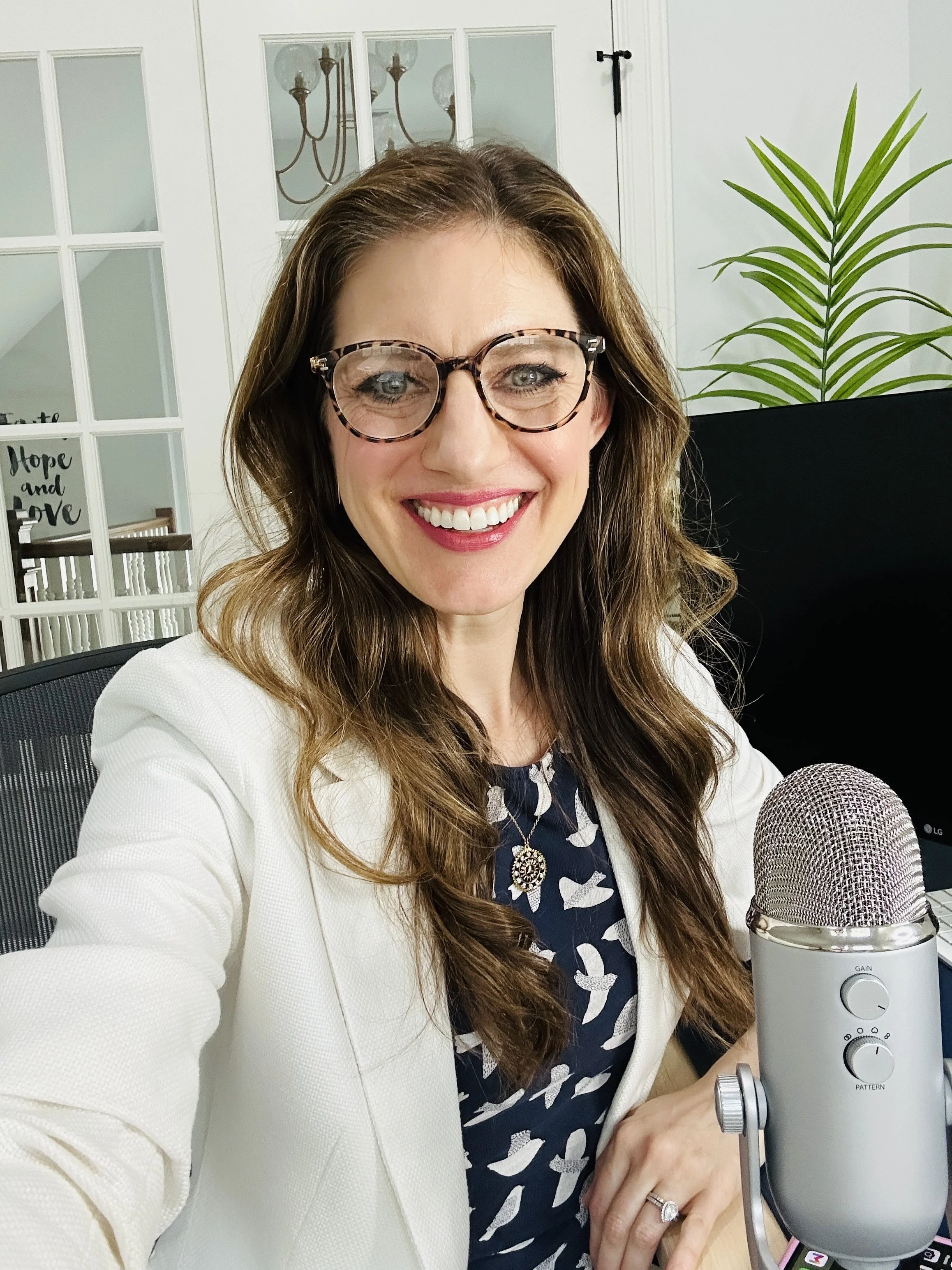 Liz Hansen of Chicago Boudoir was interviewed on 25+ podcasts about how boudoir can empower women