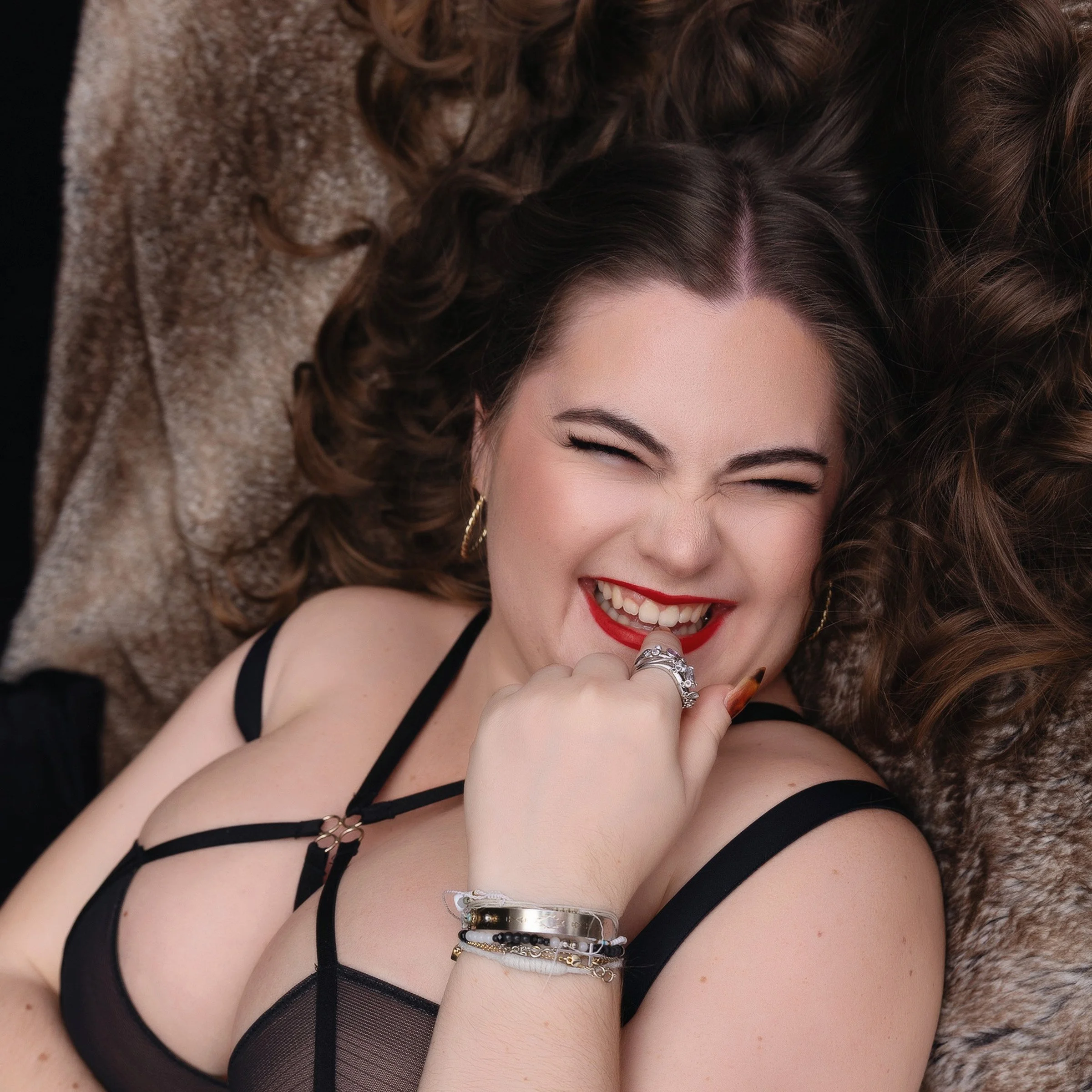 A real woman talks about her photo shoot at the Chicago Boudoir Photography Studio