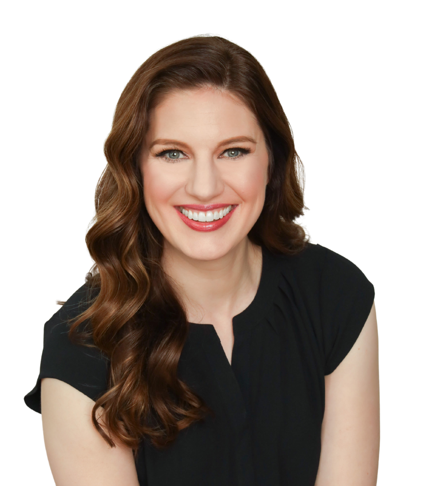 Headshot of Liz Hansen author of A Year of Body Confidence