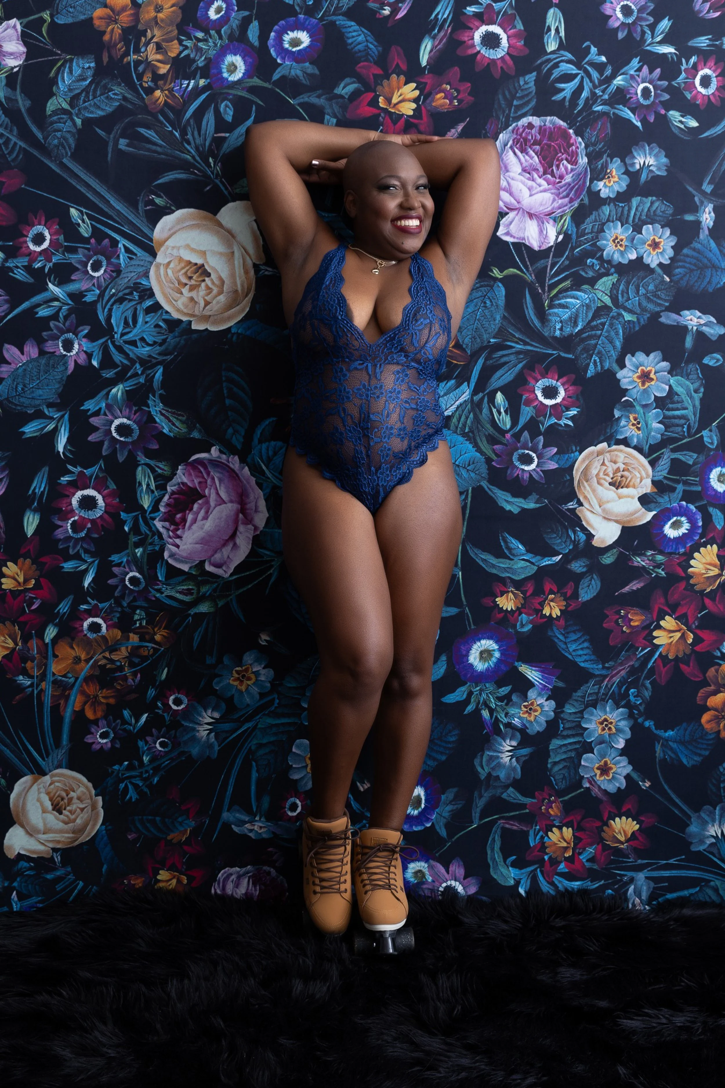 Classic boudoir portrait showcasing soft lighting, refined styling, and timeless feminine beauty.